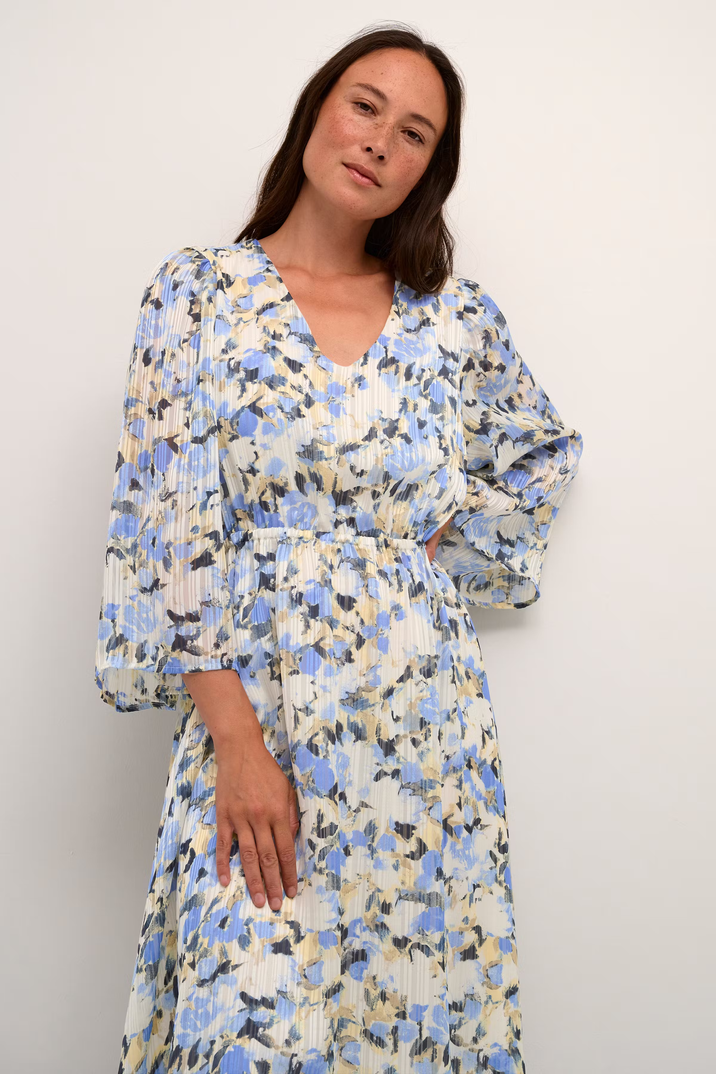 KAeva Kjole LOOKBOOK DETAIL 10508331-105425