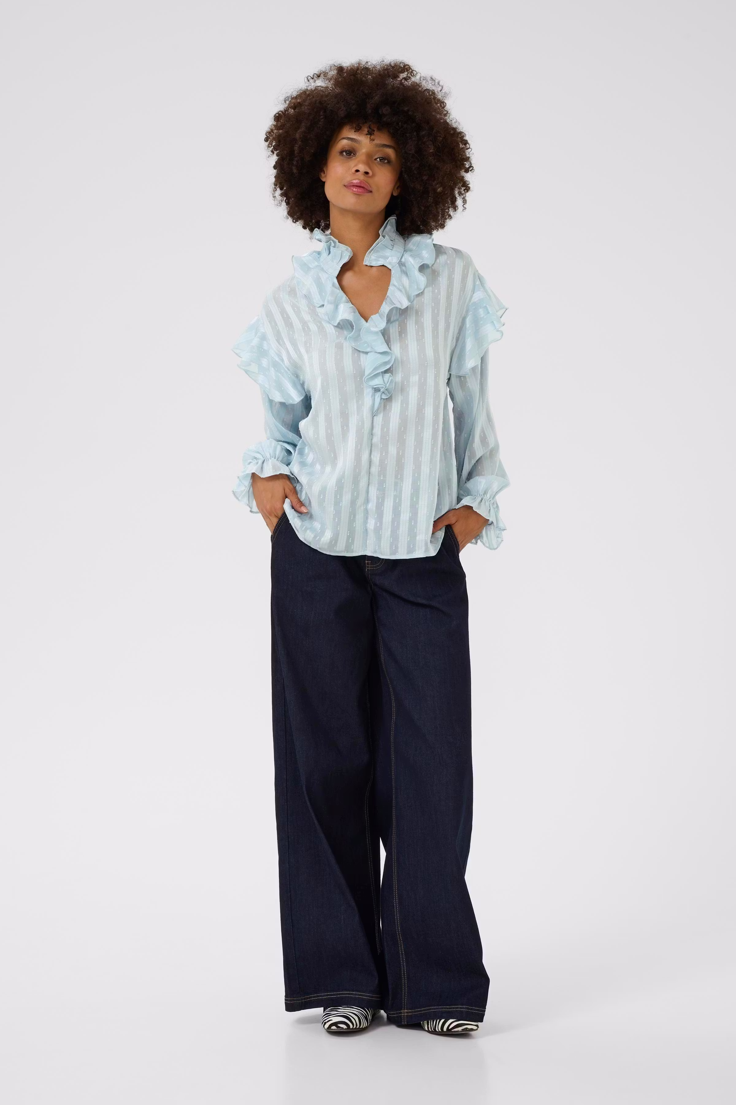 CUflowy Blouse LOOKBOOK FRONT 50112302-153919