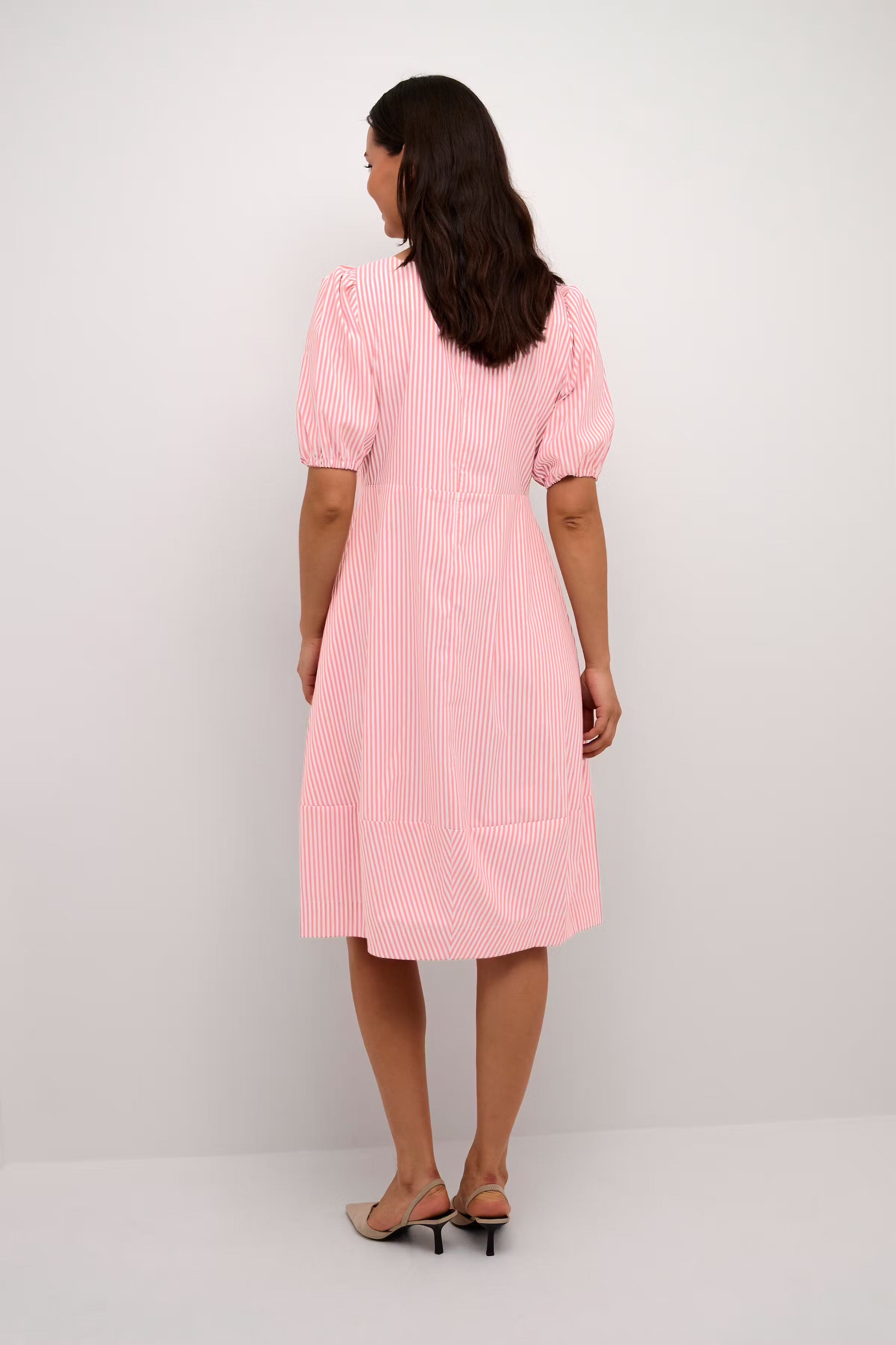 CUabigail Jurk LOOKBOOK BACK 50110327-105604
