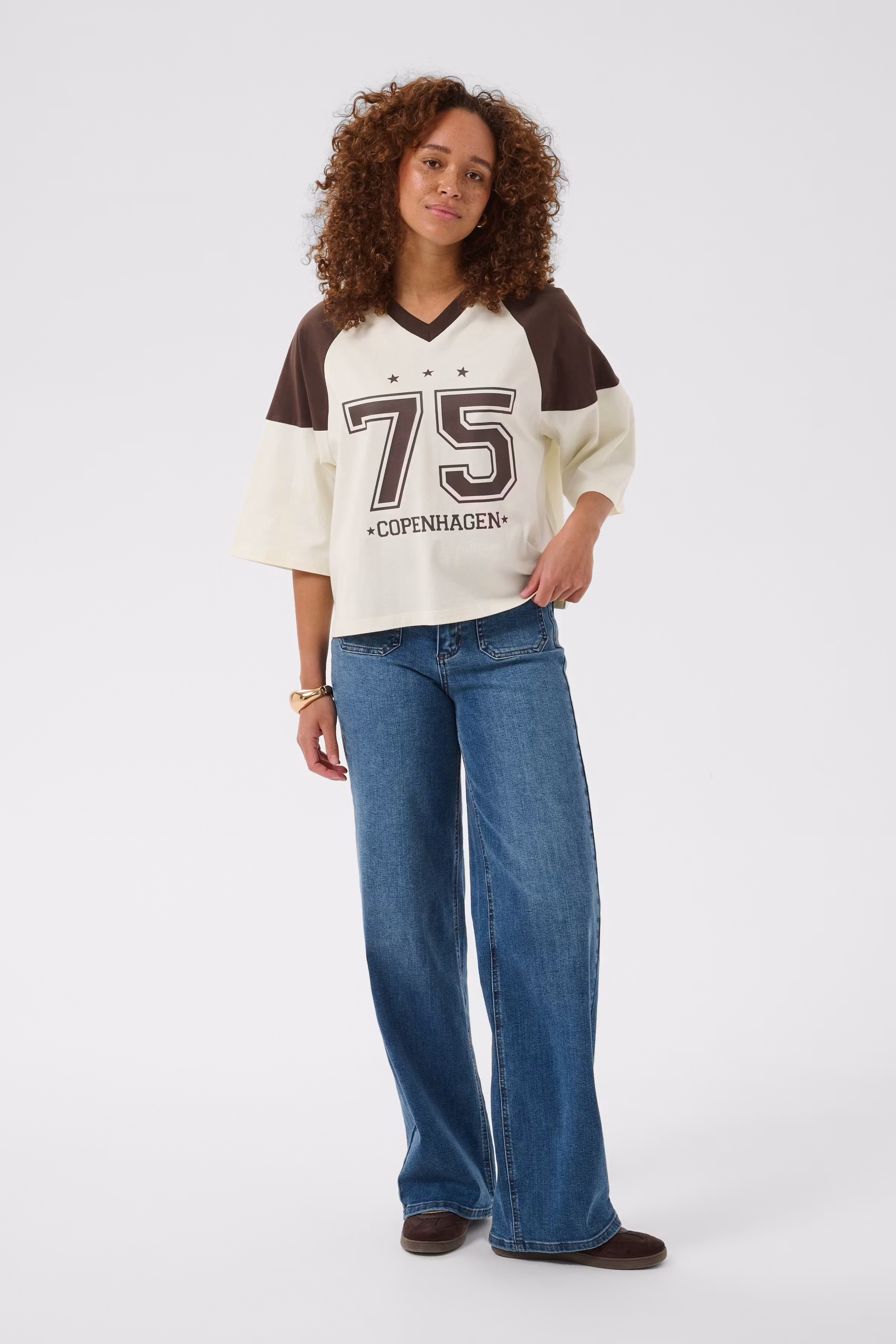 KAphiline T-shirt LOOKBOOK FRONT 10511921-109621