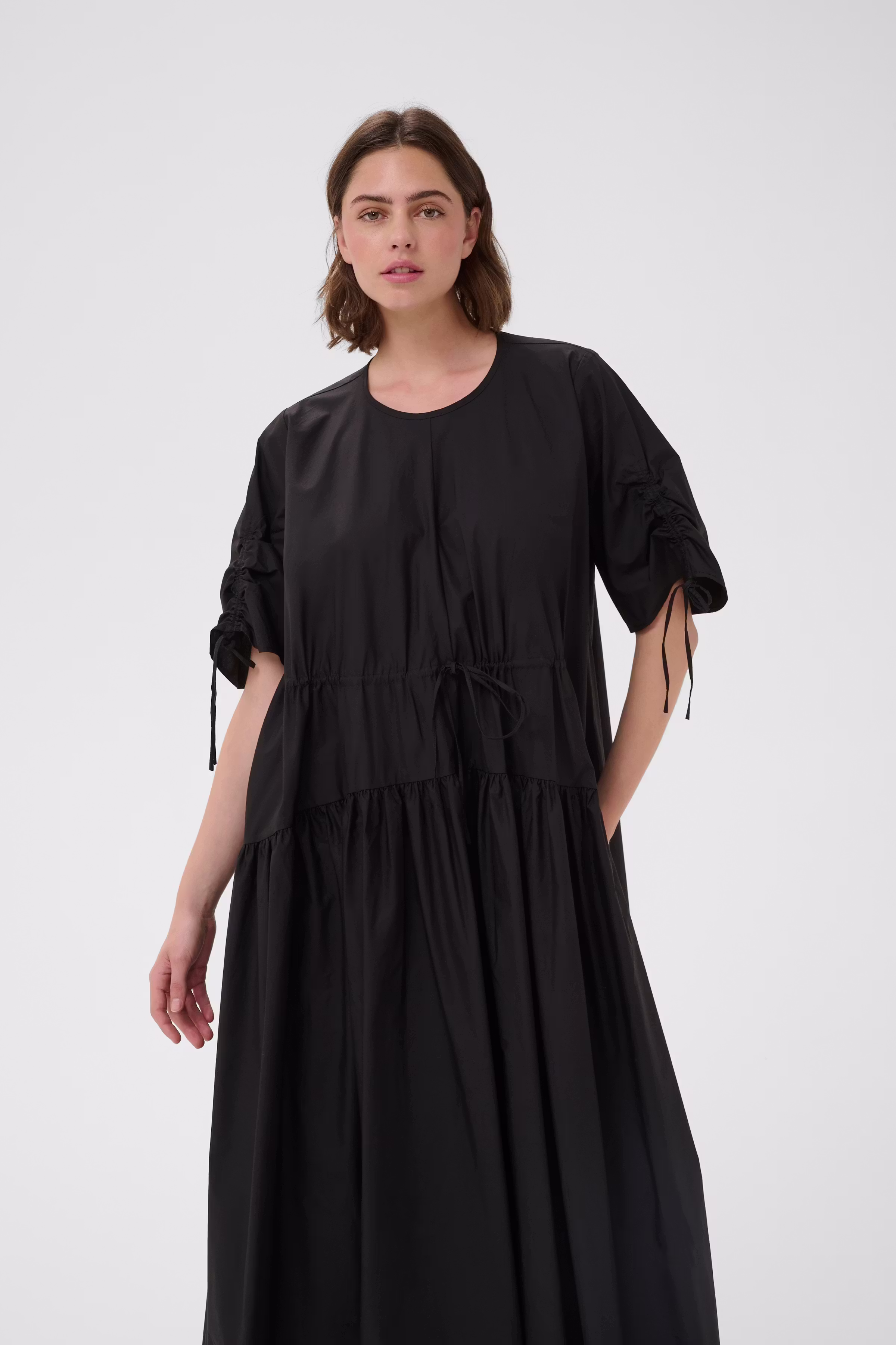 HAZEIW Kjole LOOKBOOK FRONT 30112713-194008