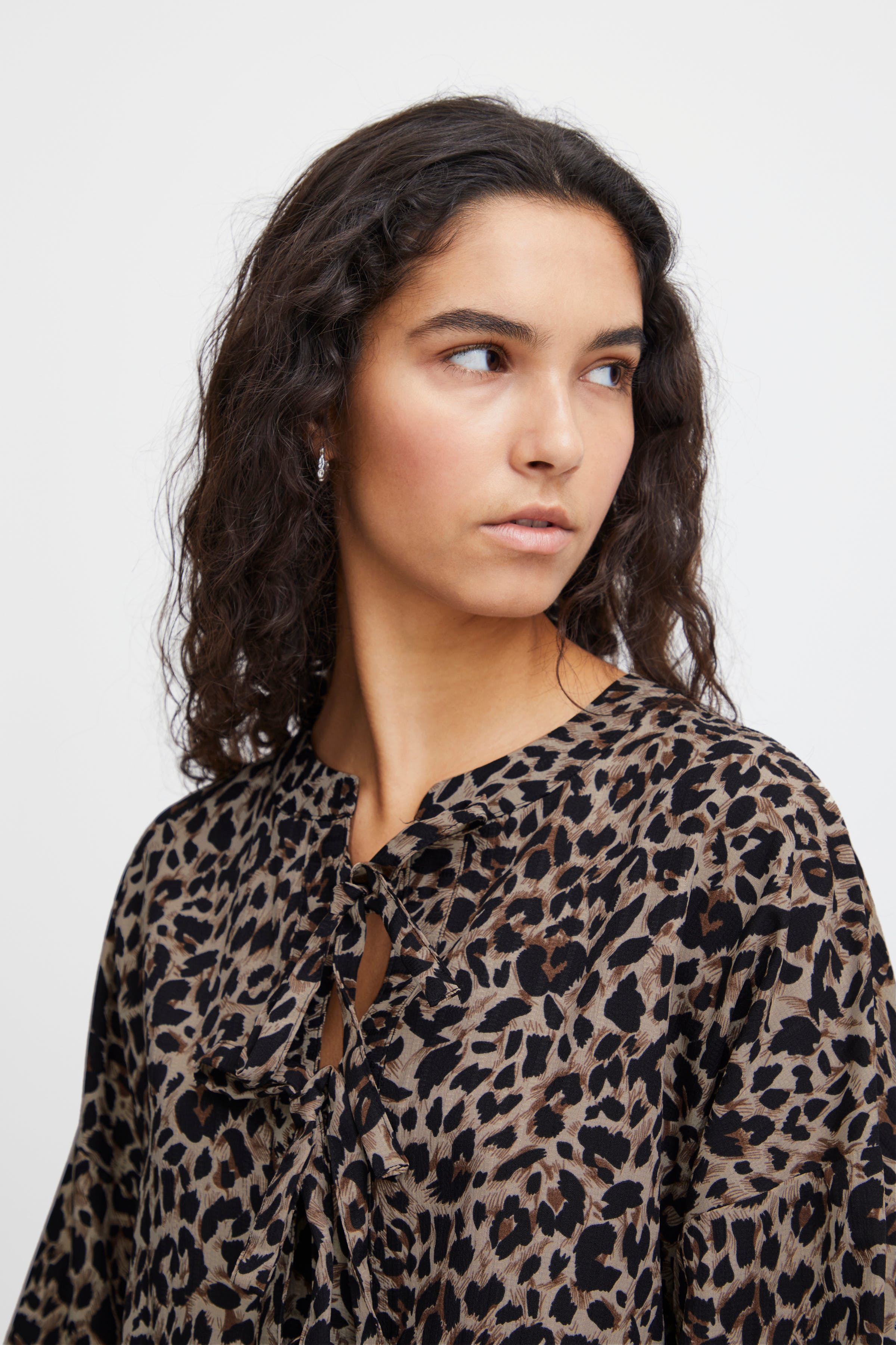 IXLINDA Bluse LOOKBOOK DETAIL 20121879-202742