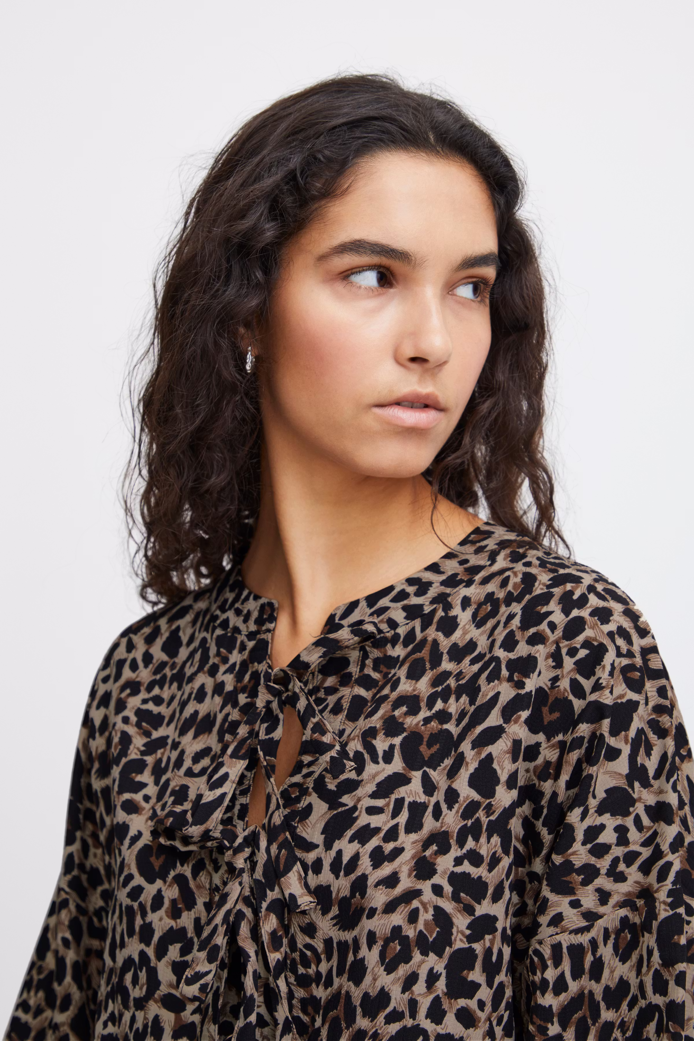 IXLINDA Bluse LOOKBOOK DETAIL 20121879-202742