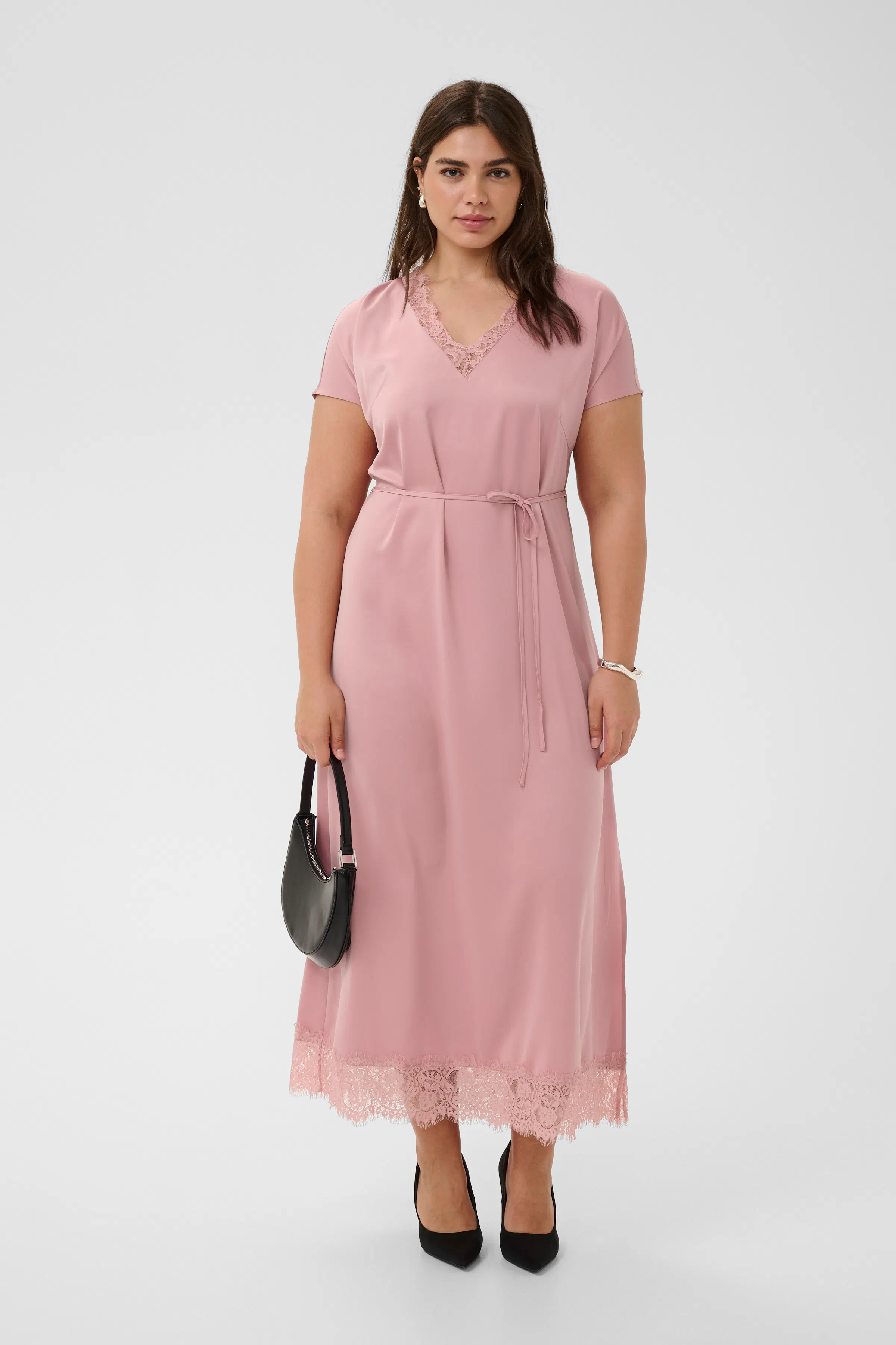 KCsandria Denim Dress in medium blue denim colour | KAFFE Clothing