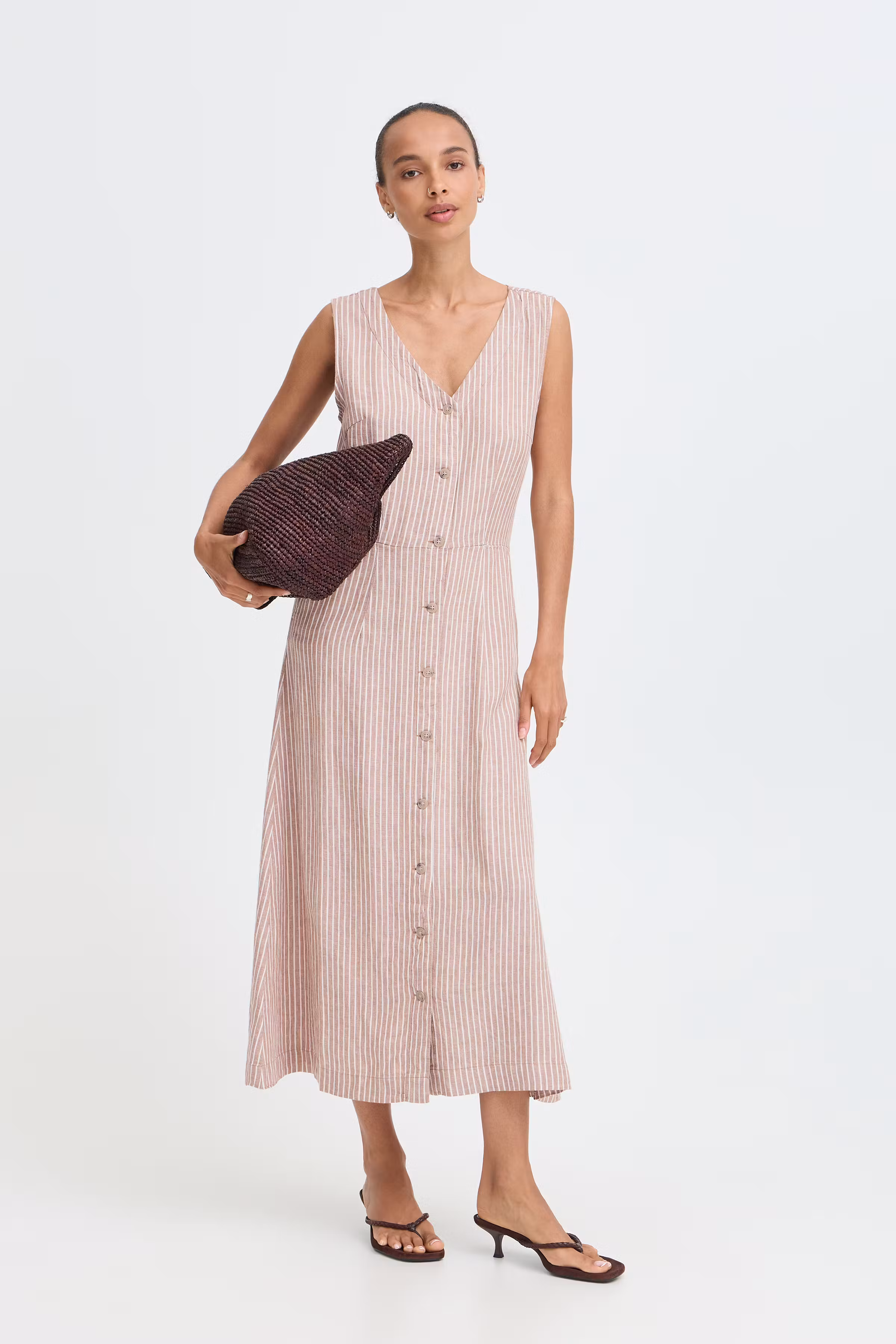 BYFALAKKA Dress LOOKBOOK FRONT 20818826-900006870
