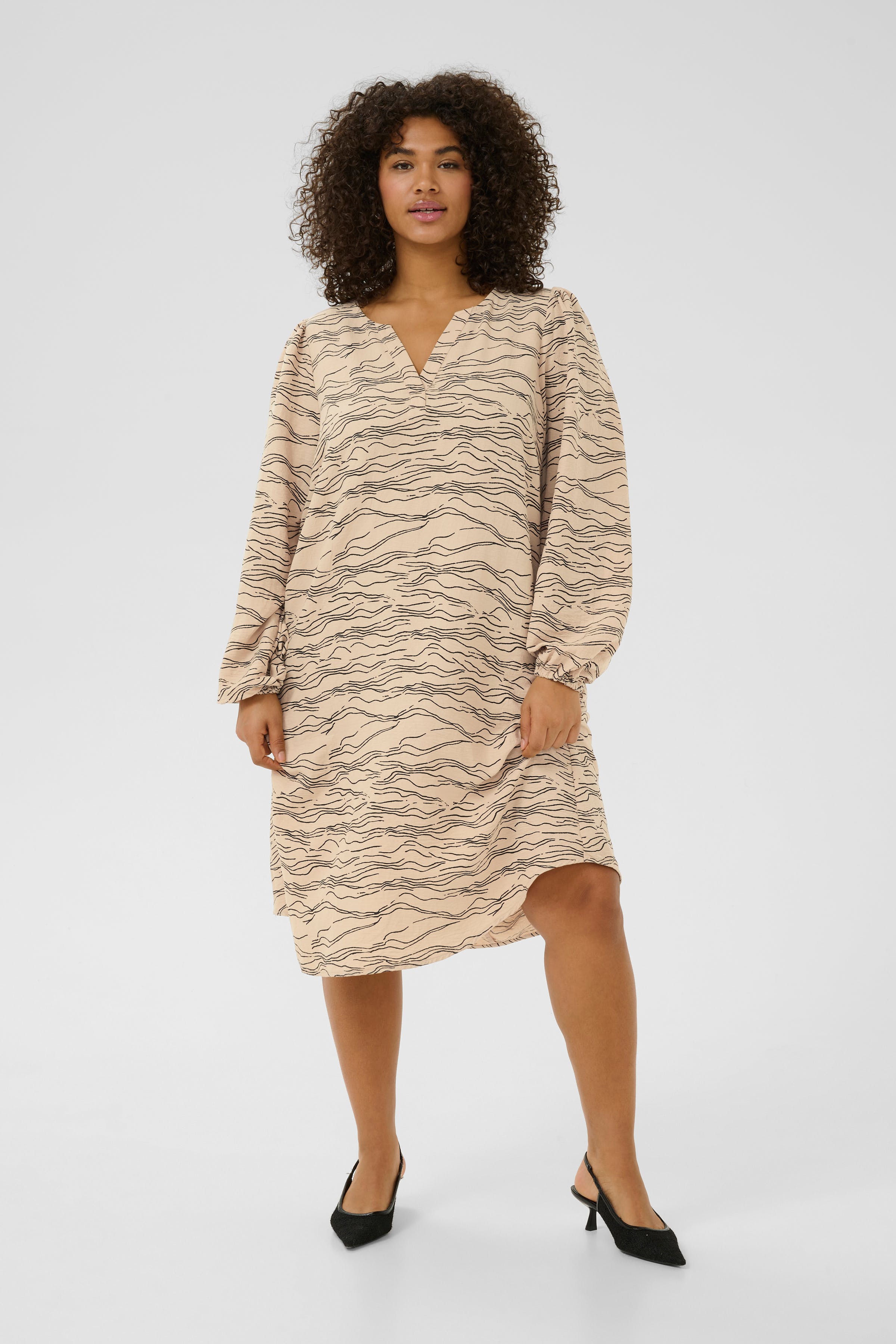 KCnika Blouse LOOKBOOK FRONT 10583583-108183