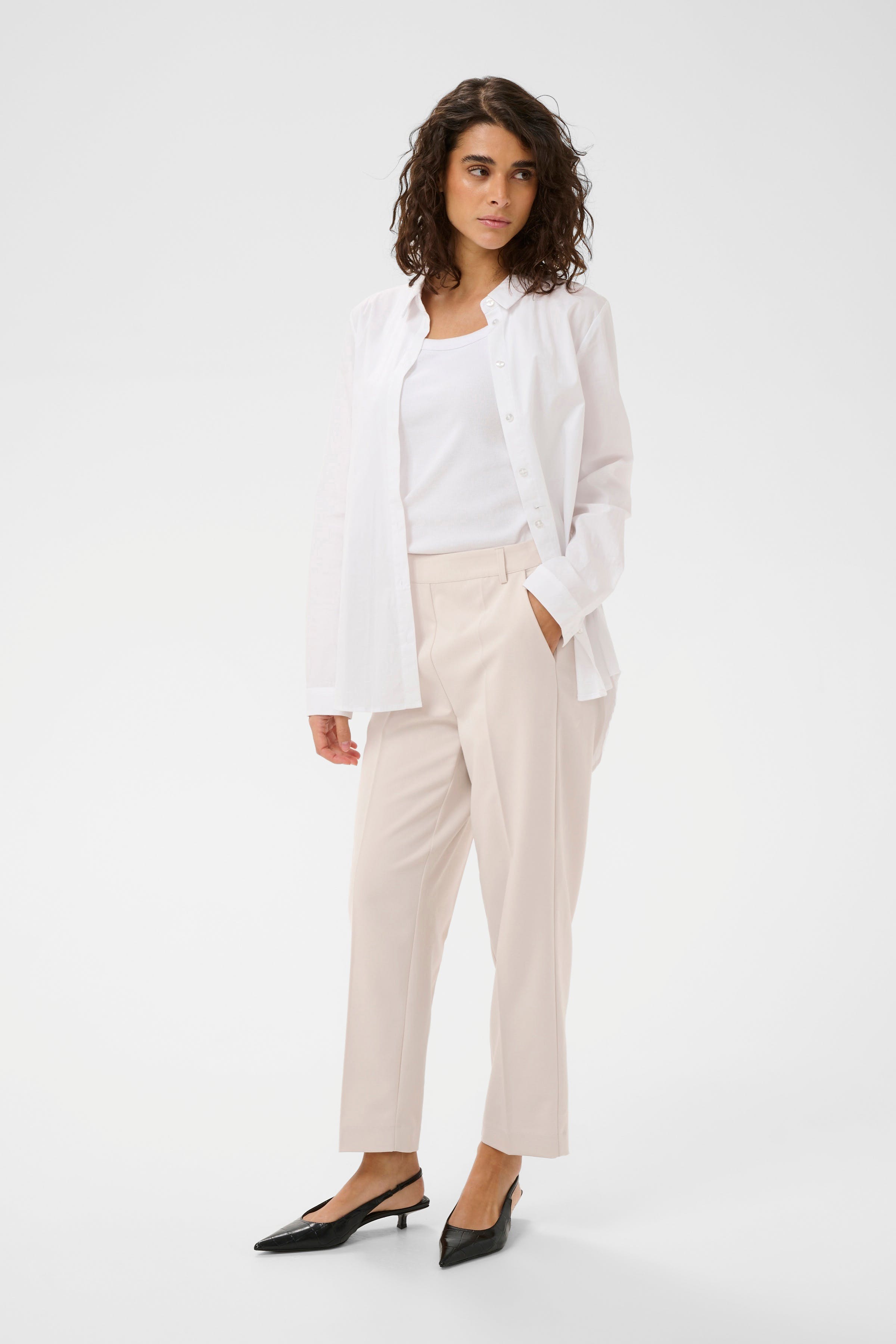 KAsakura Trousers LOOKBOOK FRONT 10506127-130000