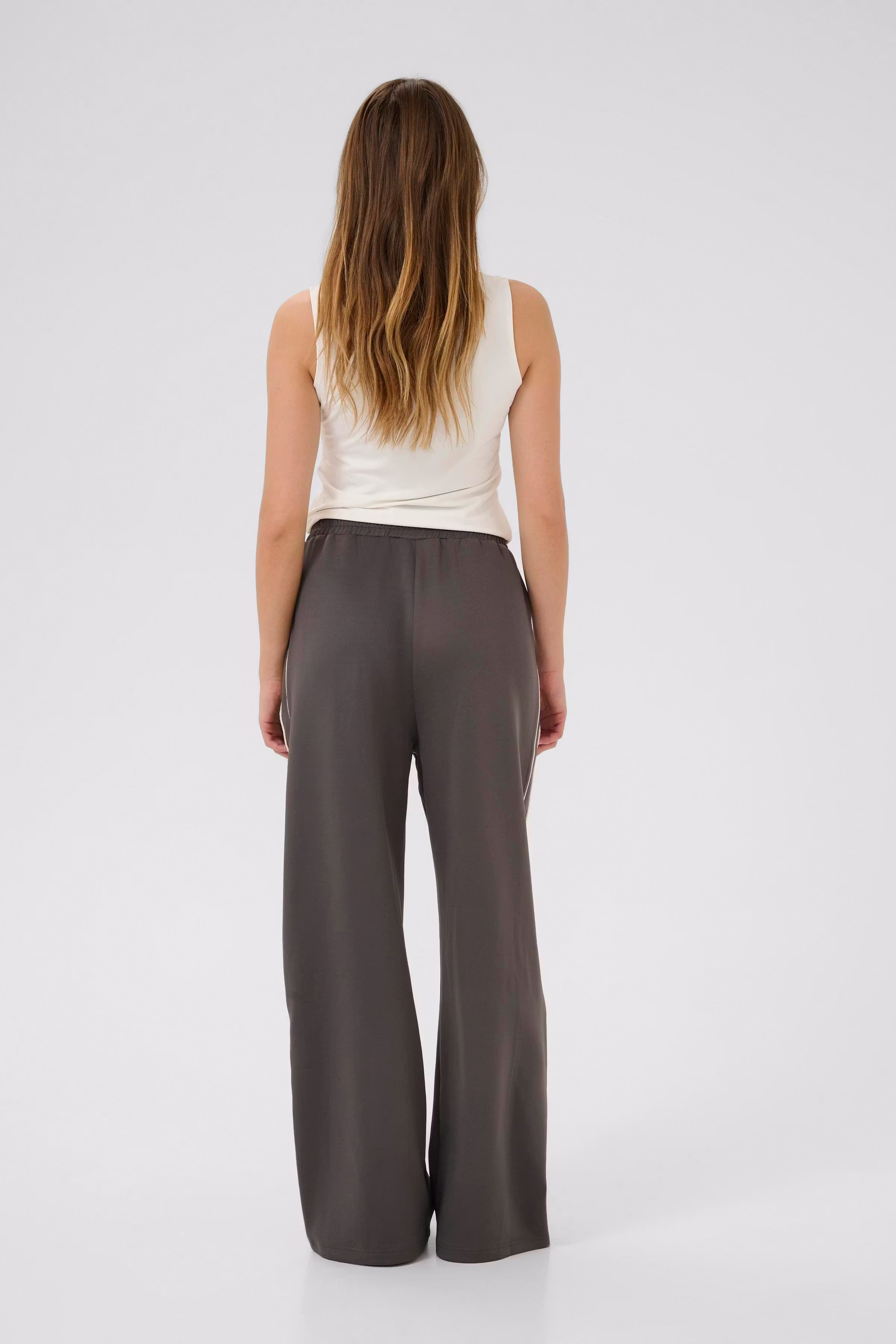 KAarina Top LOOKBOOK BACK 10510692-110602