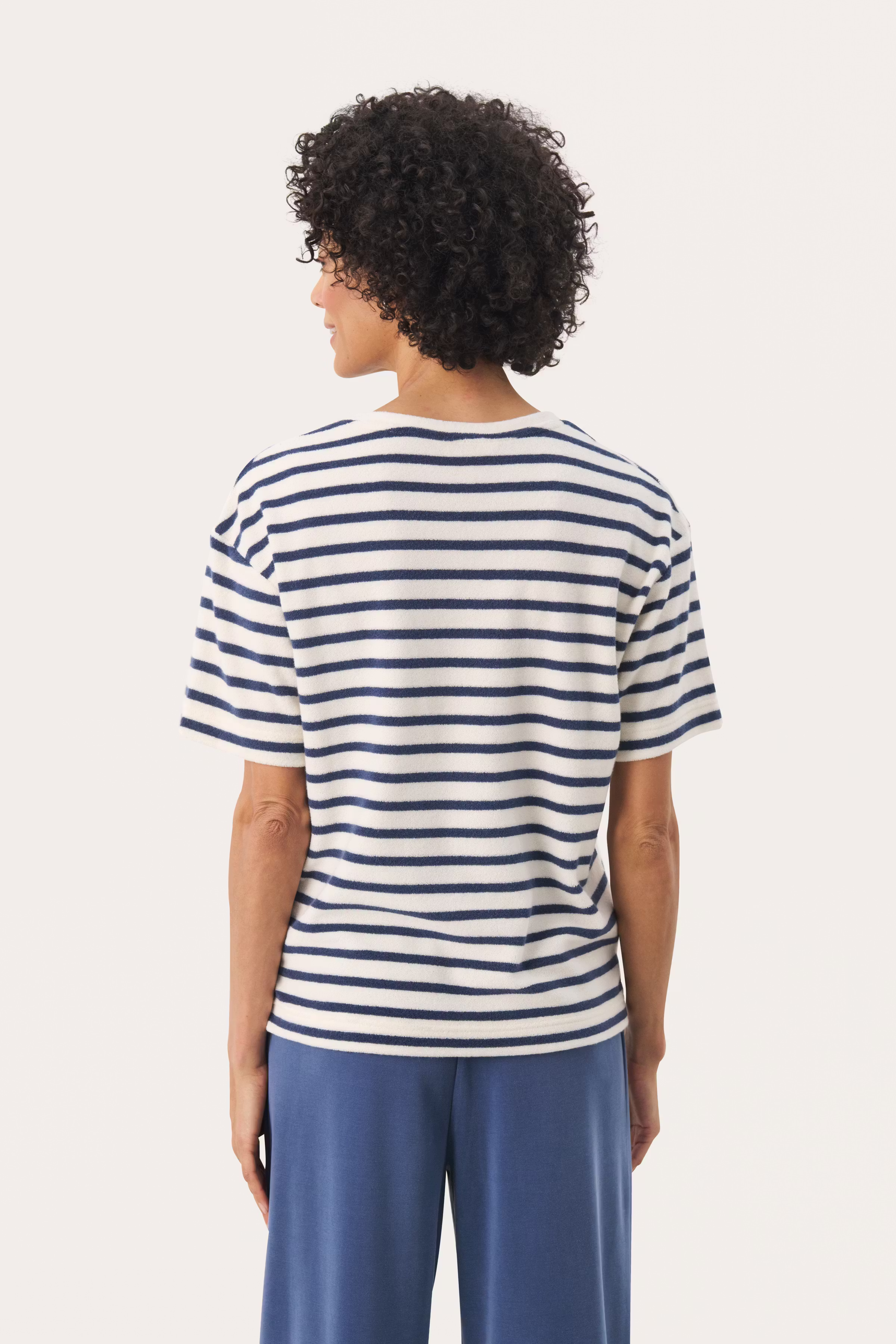 RyliePW T-shirt LOOKBOOK BACK 30309677-304178