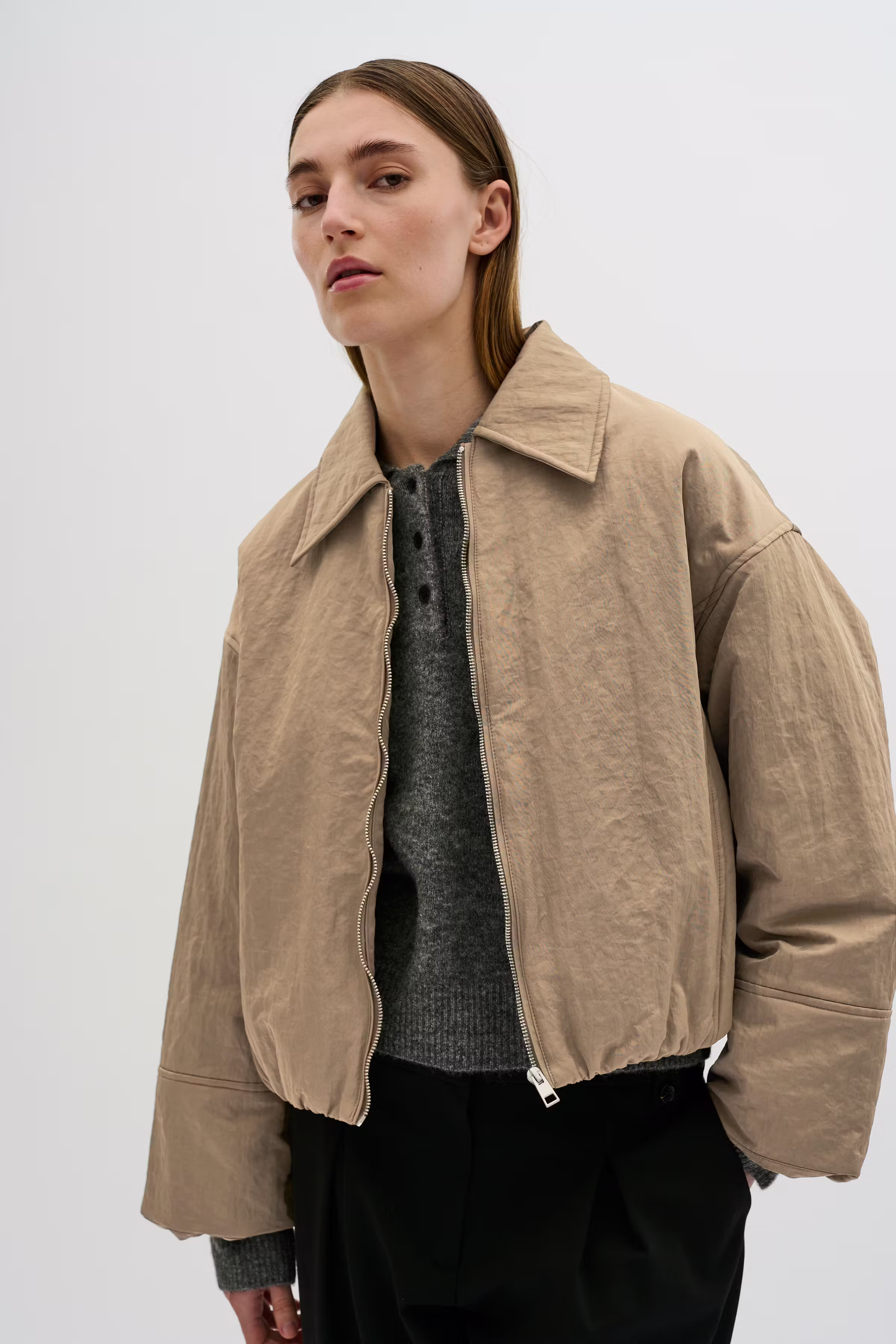 KBTaia Jakke LOOKBOOK FRONT 10105284-181110