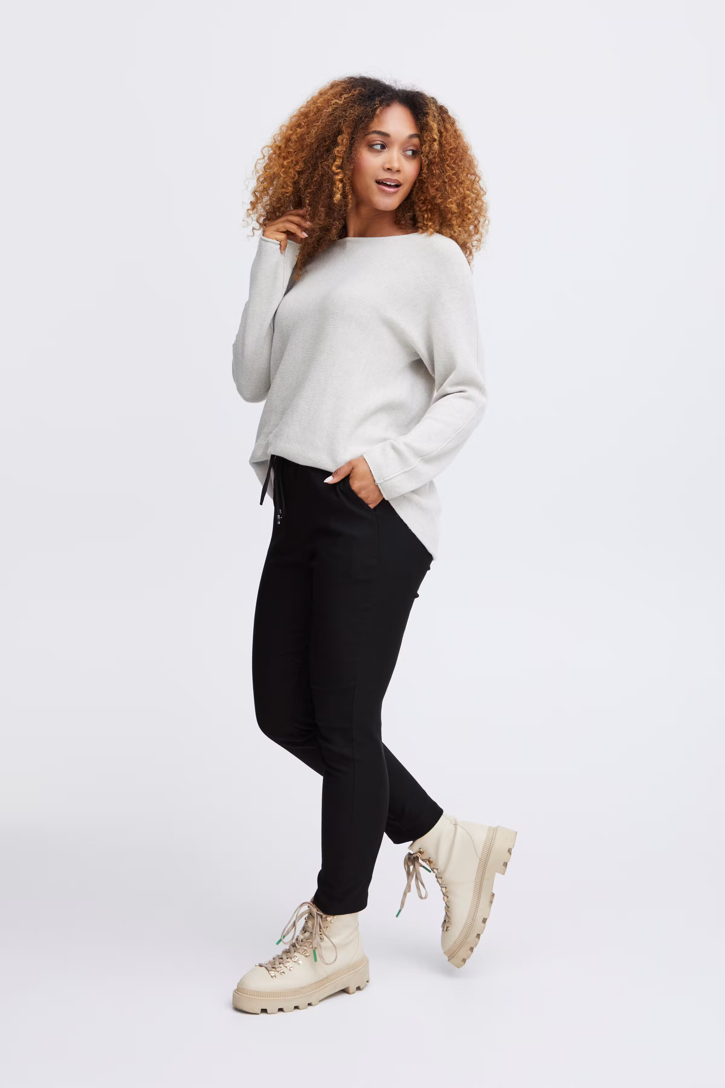 SBBENITTO Bukser LOOKBOOK FRONT 22100378-190303