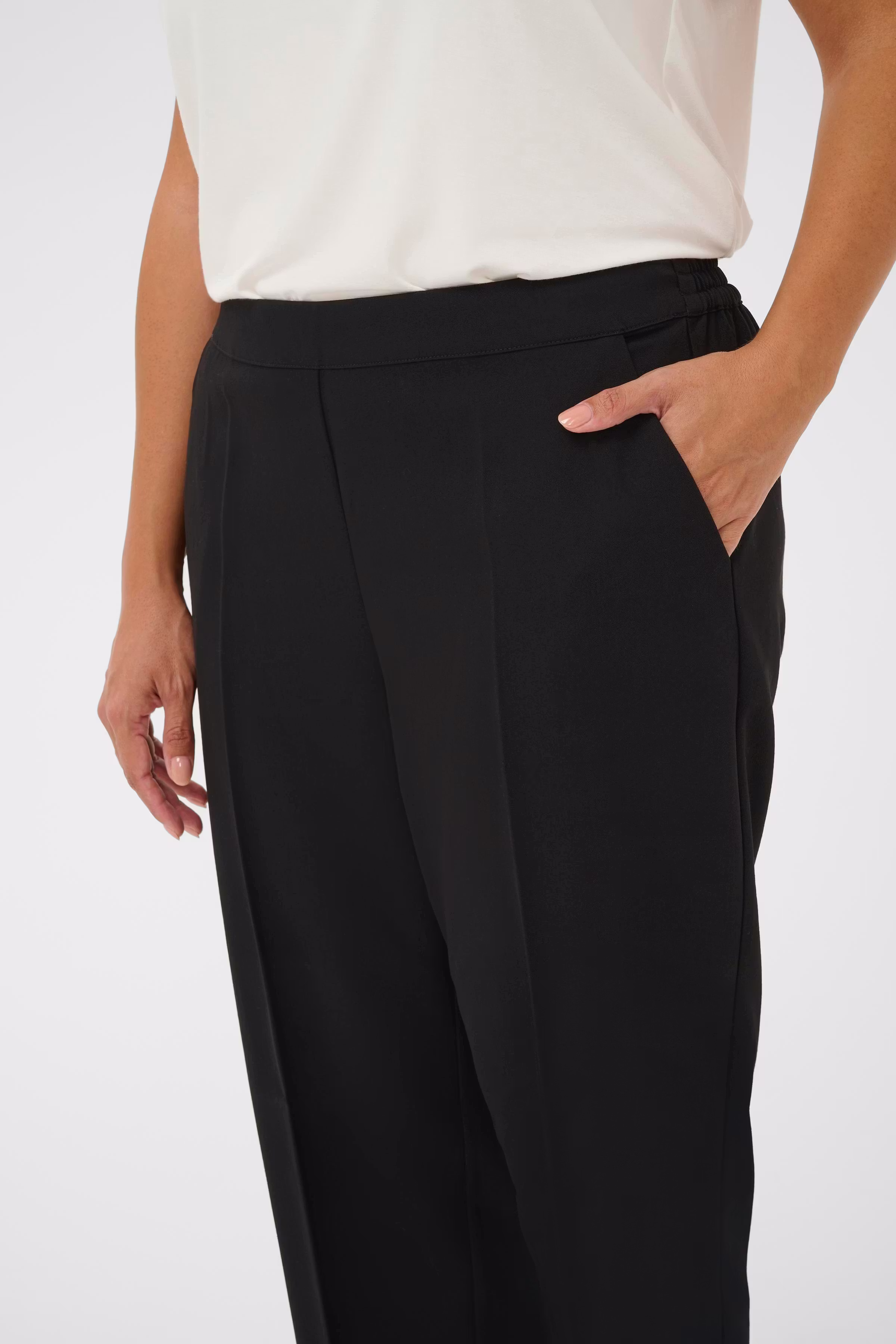 KCsakira Hose LOOKBOOK DETAIL 10581088-100121