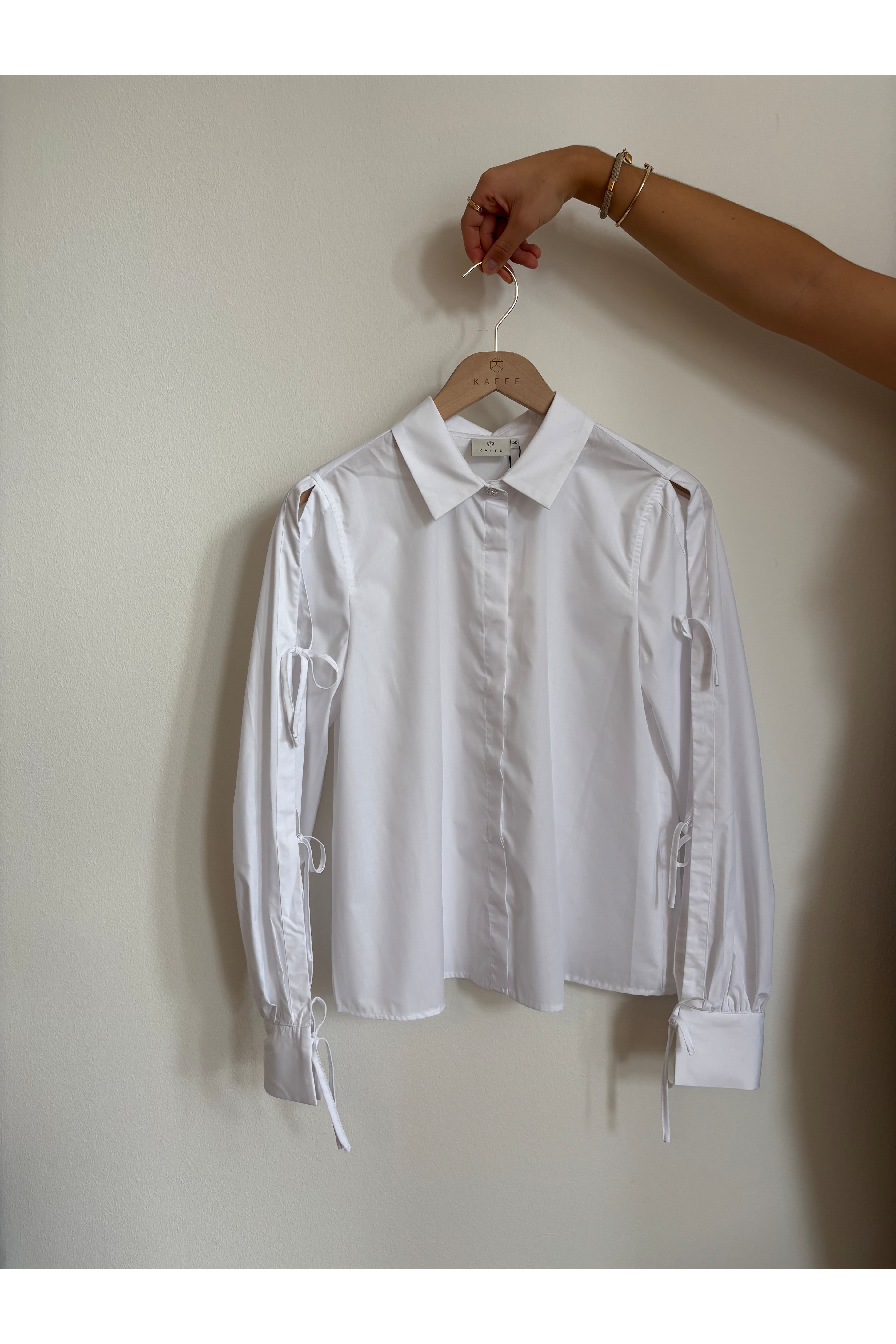 KAsara Shirt LOCATION NONE 10510214-110601