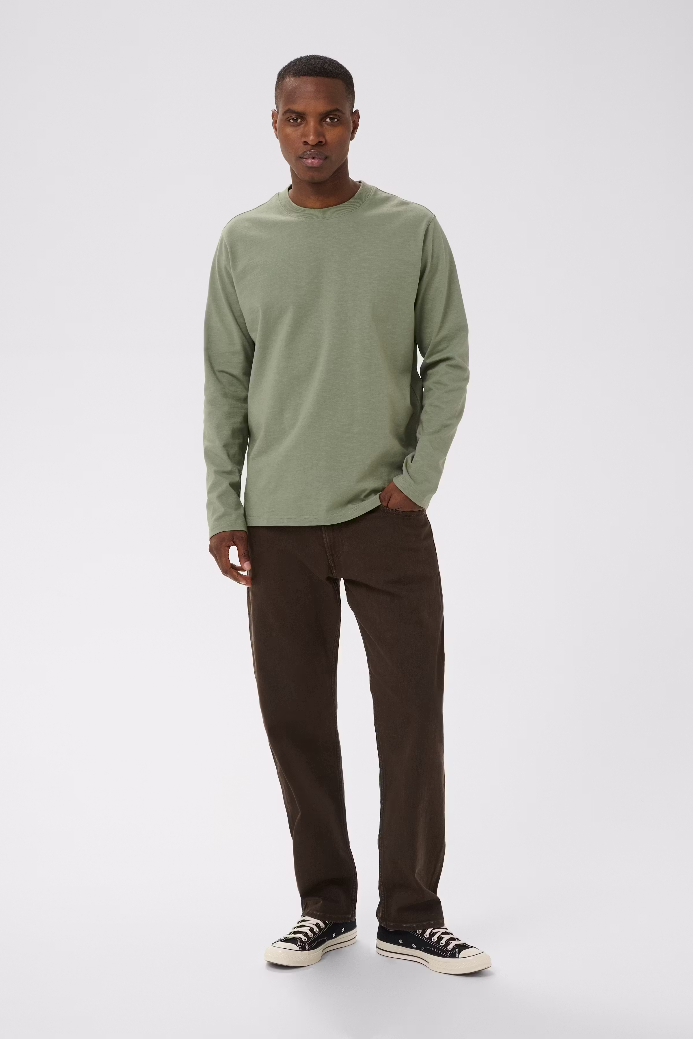 MAkai T-shirt LOOKBOOK FRONT 30208868-176212