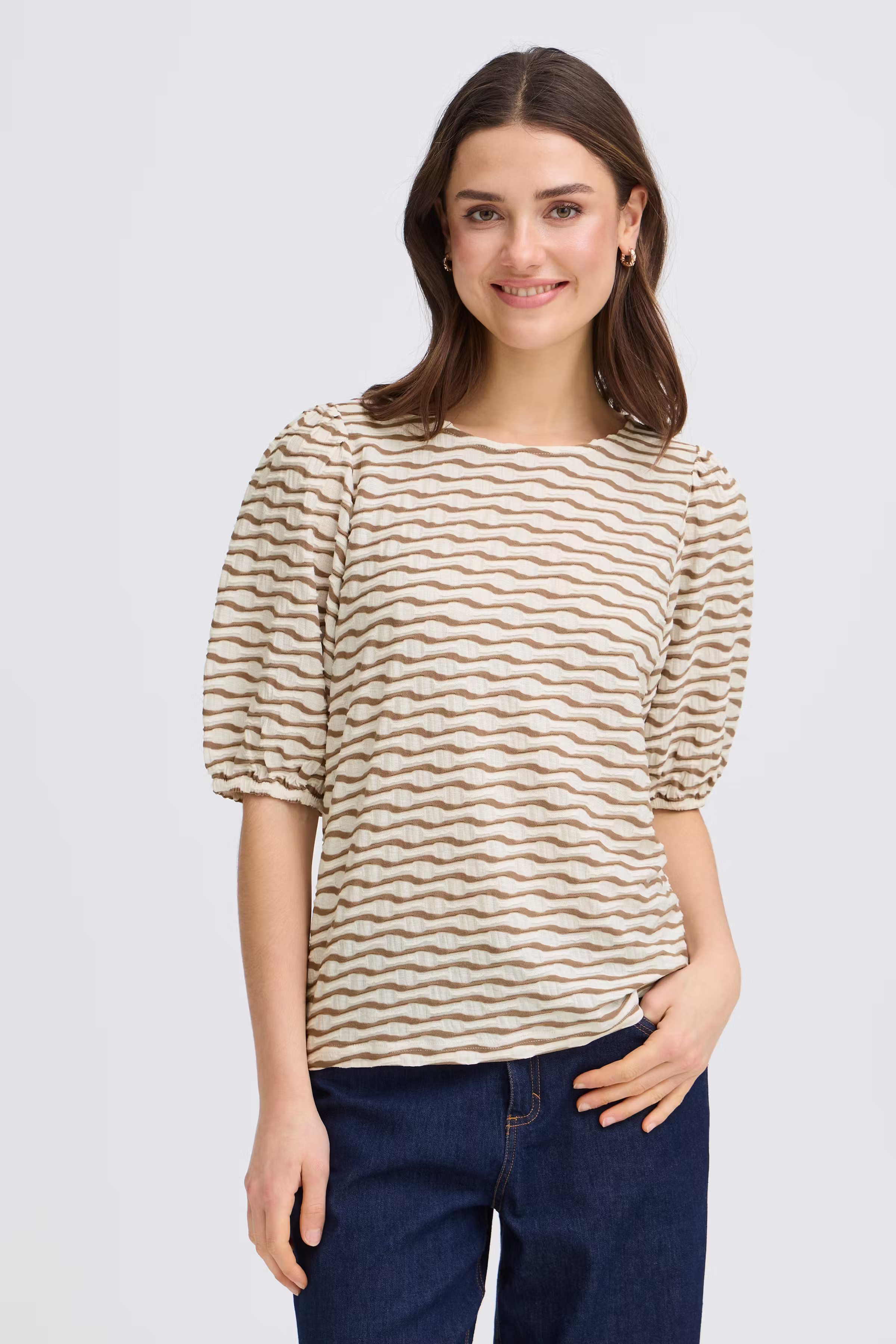 FRNIAMY T-shirt LOOKBOOK FRONT 20617985-900009203