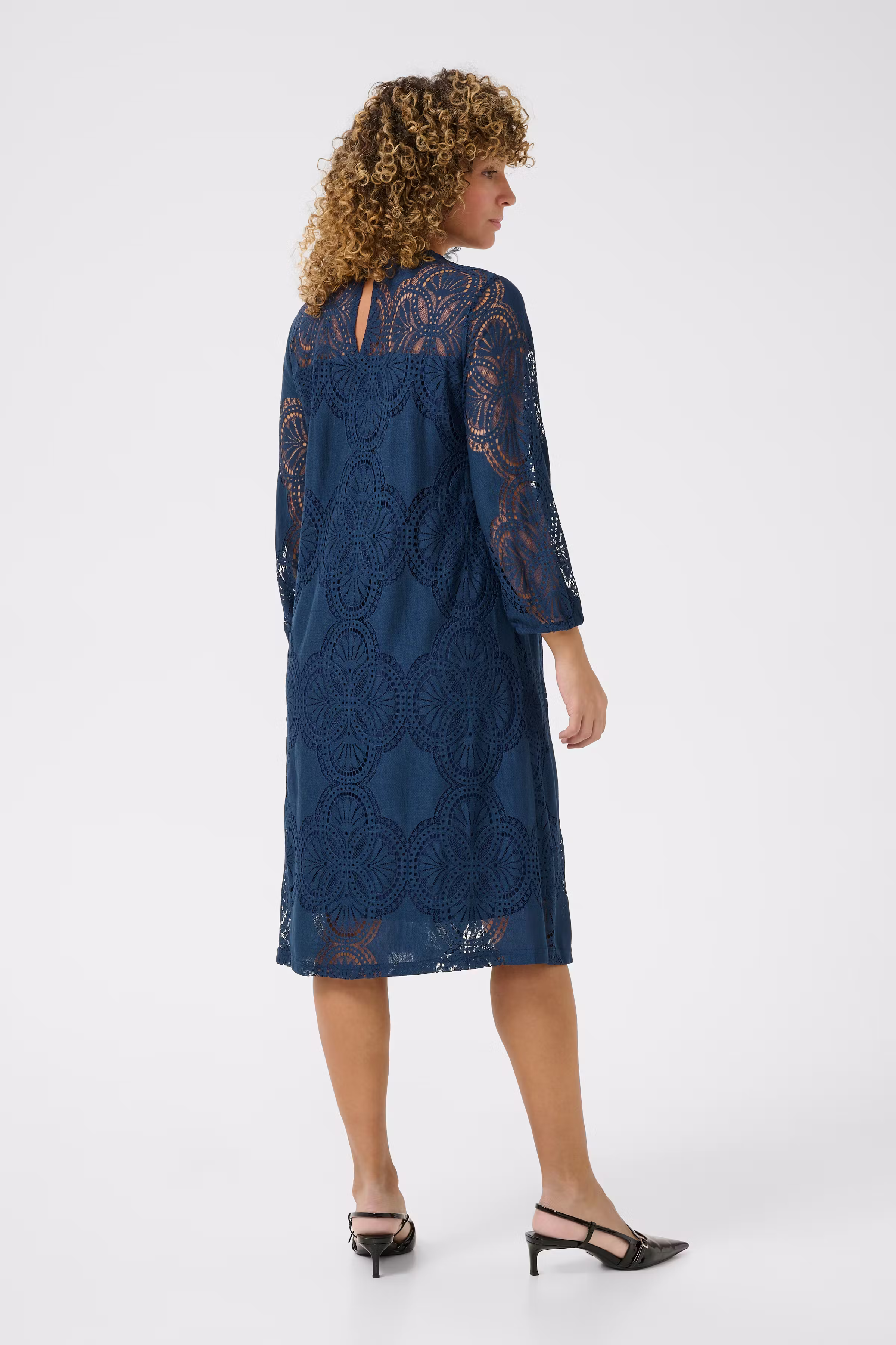 CRAmaja Dress LOOKBOOK BACK 10613951-193923