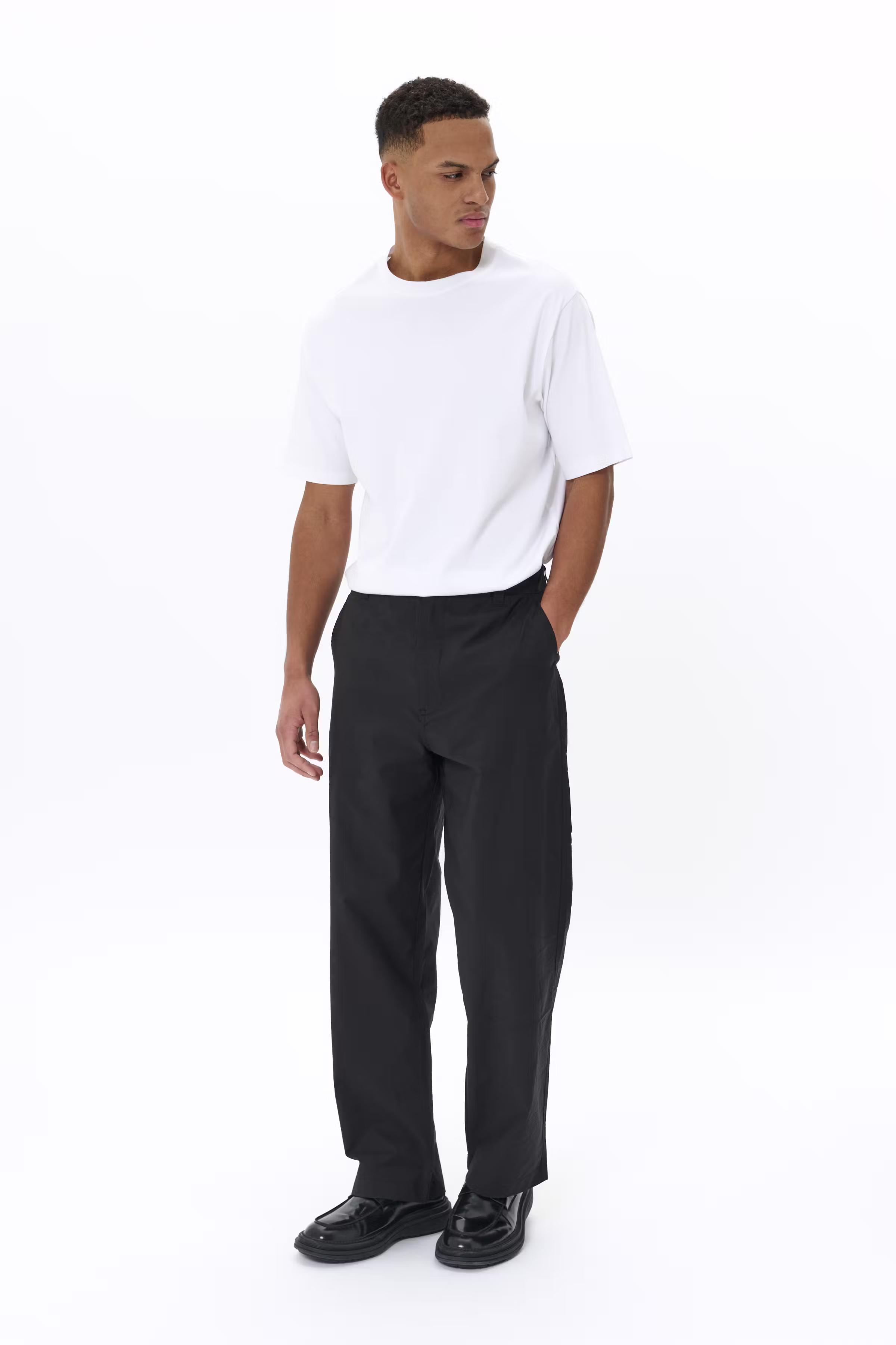MAchino Trousers LOOKBOOK FRONT 30208128-300275