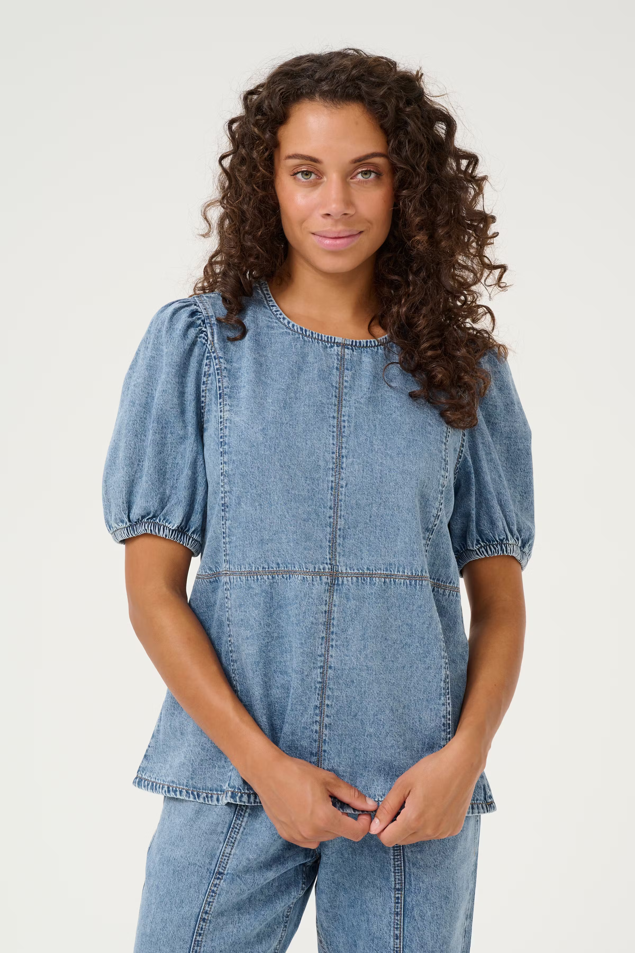 CUadele Bluse LOOKBOOK FRONT 50111617-107358