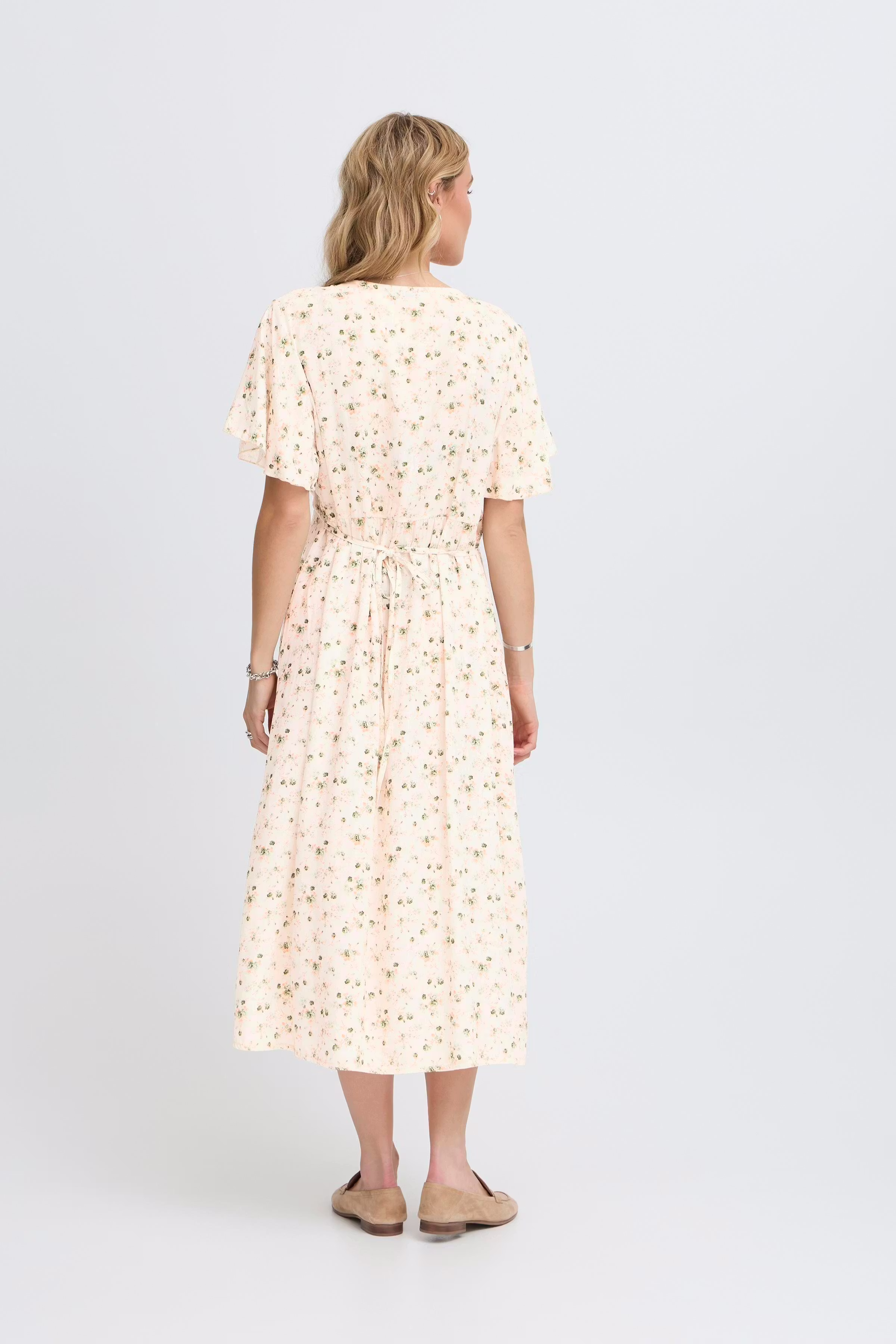 SBGLAZAR Kjole LOOKBOOK BACK 22101023-180515