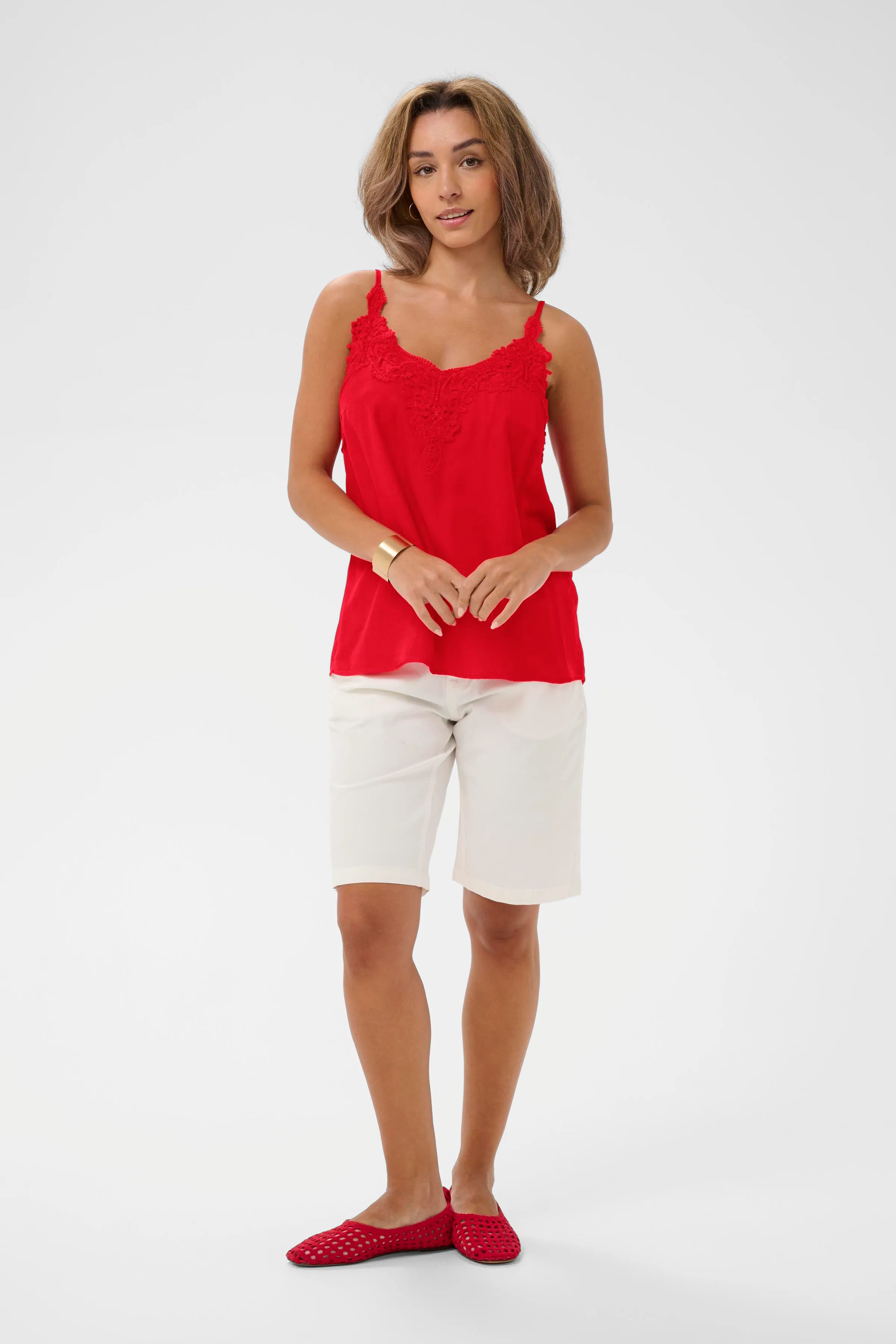 CRAnna Top LOOKBOOK FRONT 10611224-181763
