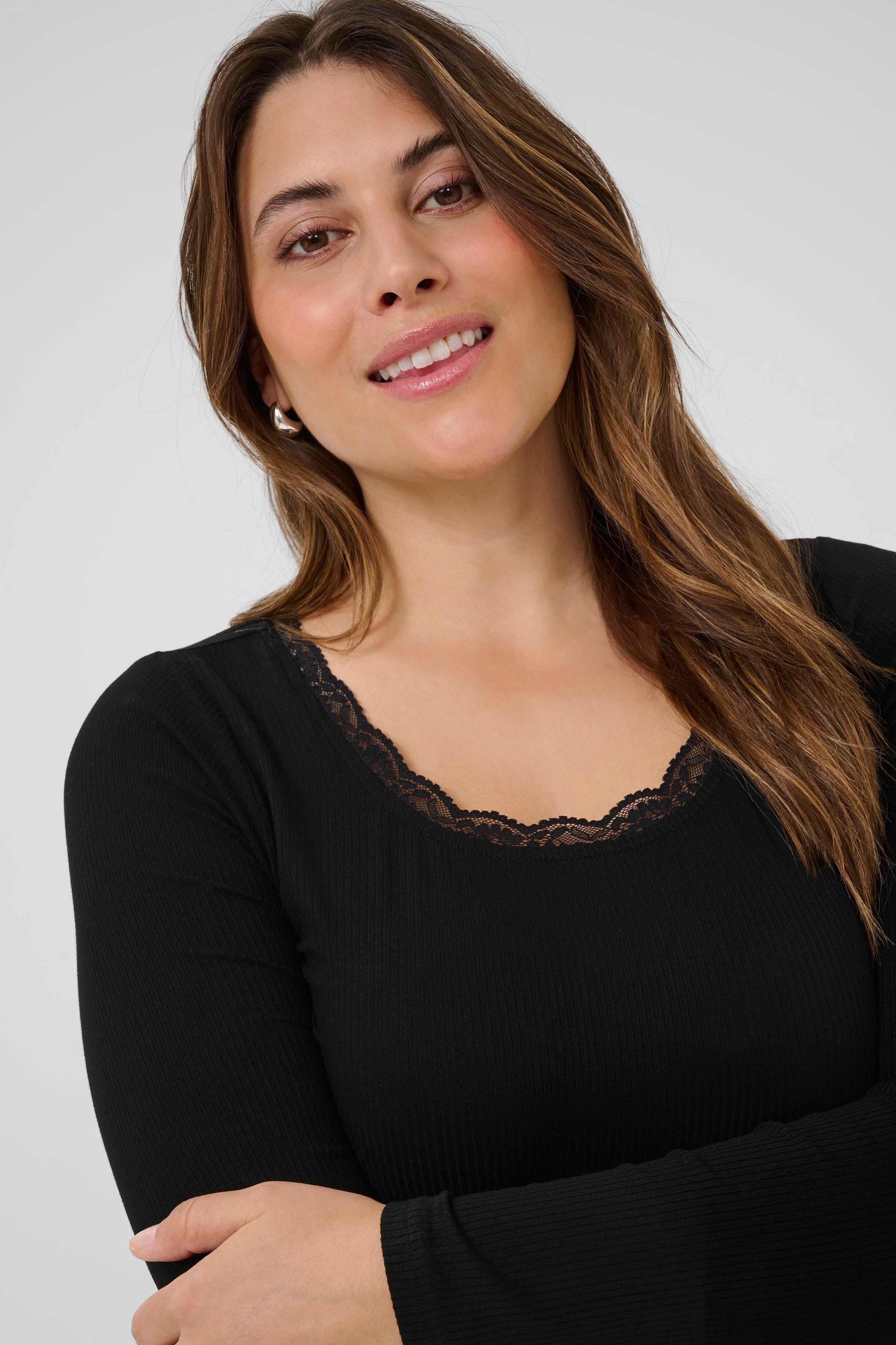 KComia T-shirt LOOKBOOK DETAIL 10583466-100121