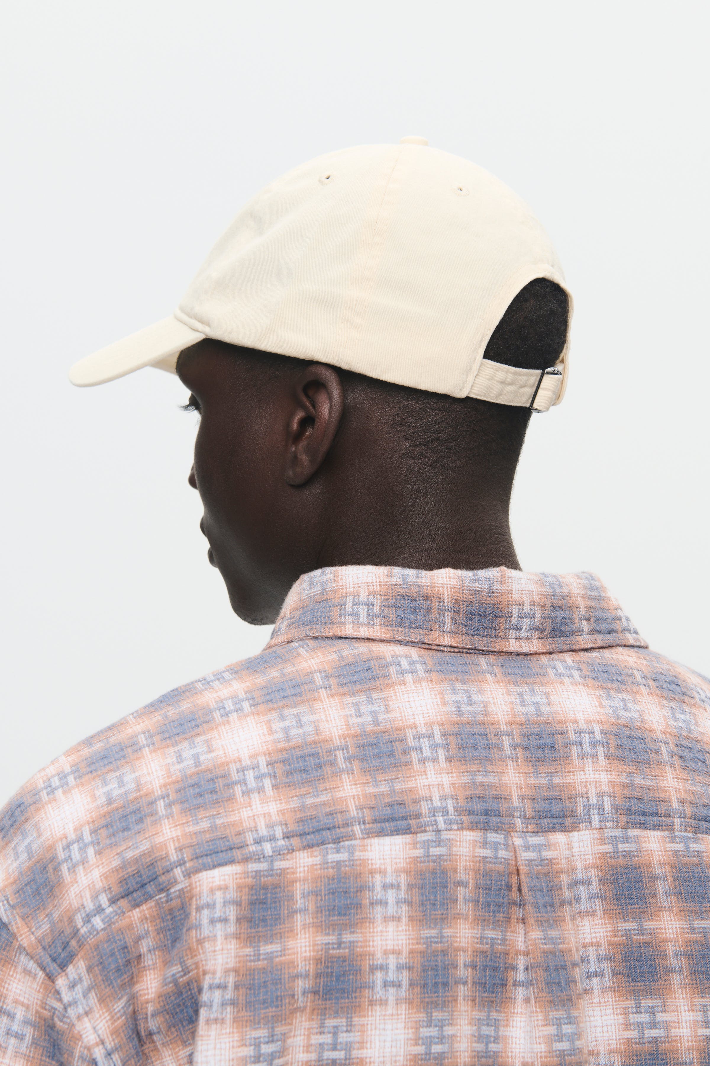WWLow Cap LOOKBOOK DETAIL 30251367-110104