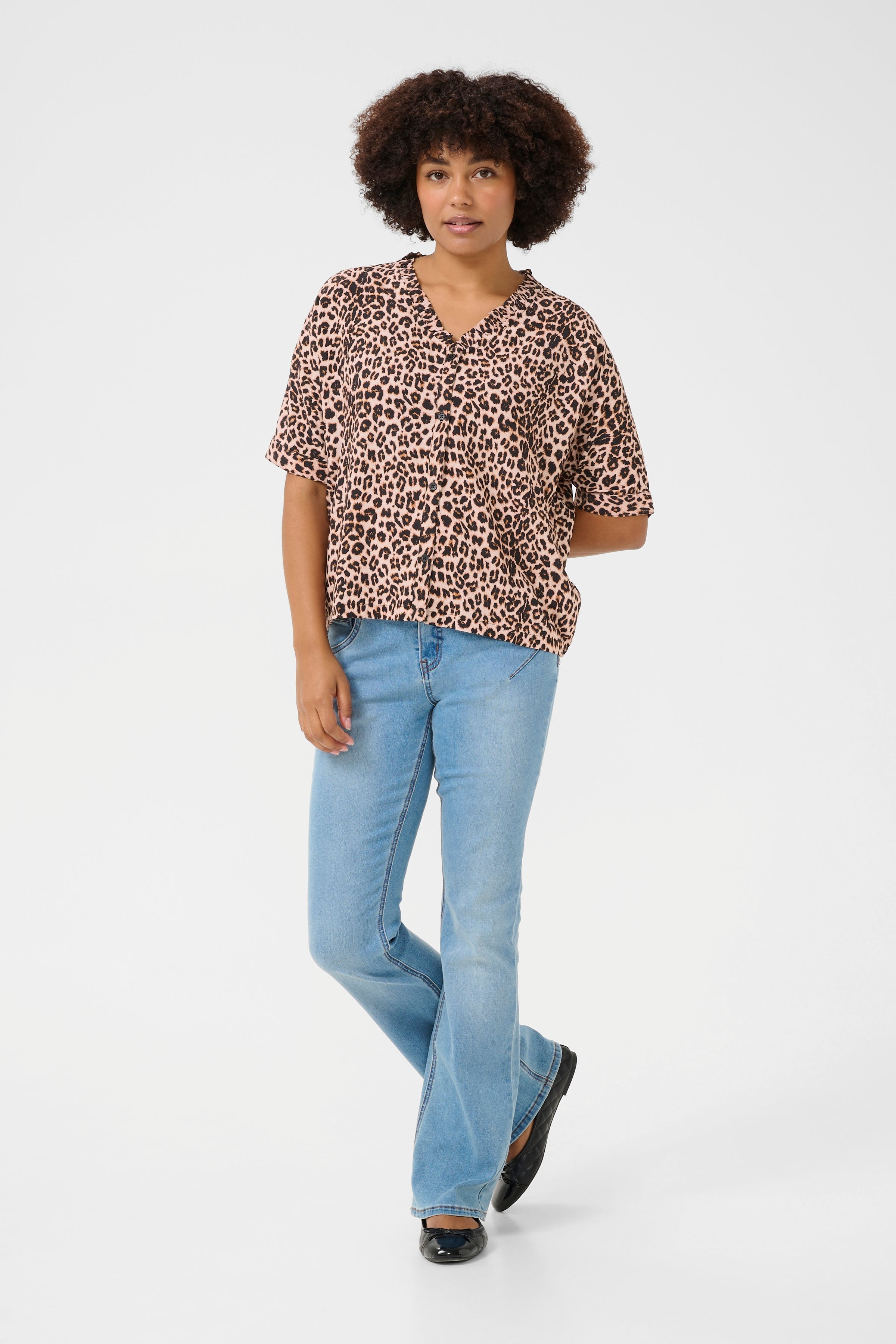 CRTiah Shirt LOOKBOOK FRONT 10611286-103779