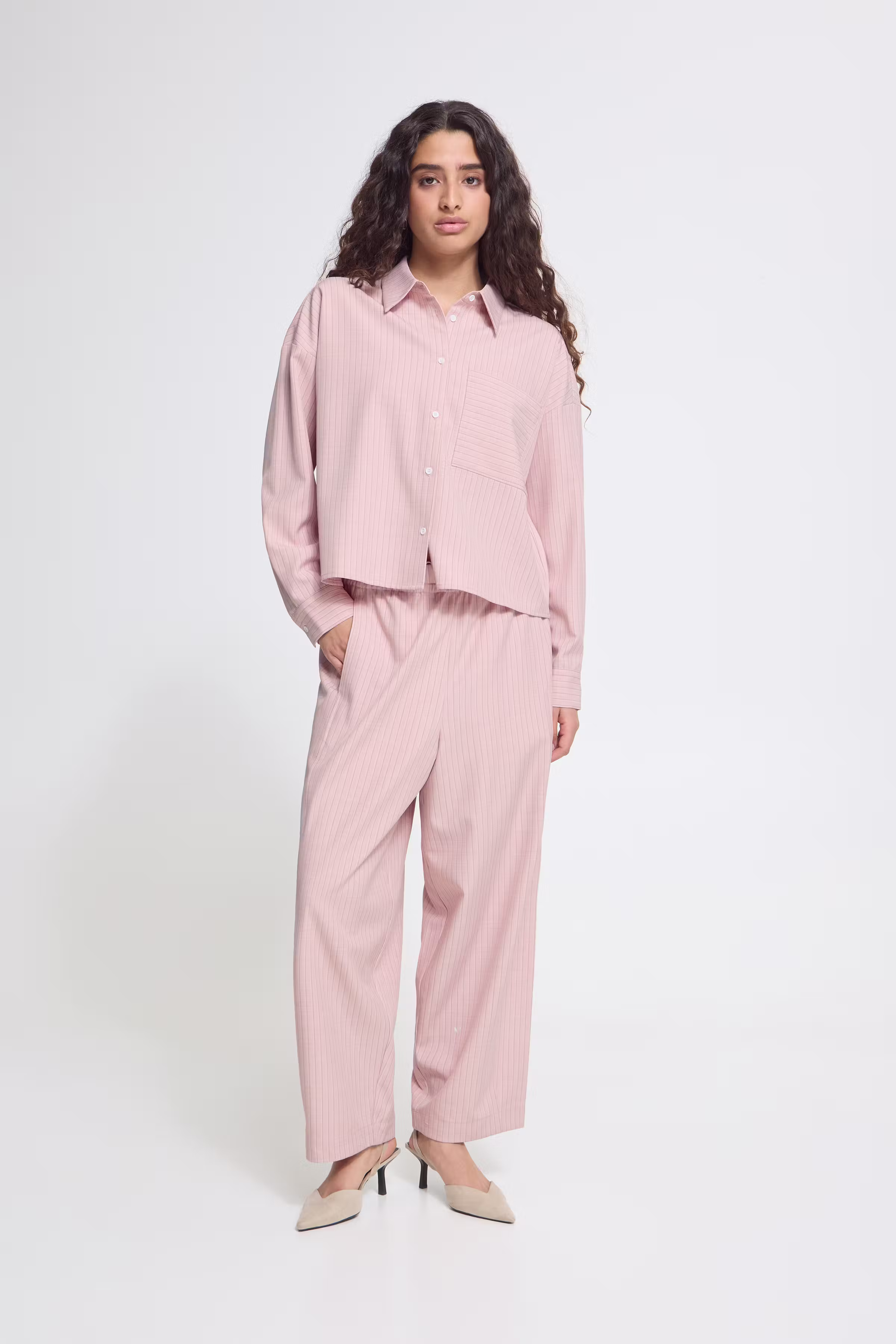 IXTRINE shirt LOOKBOOK FRONT 20123489-141508