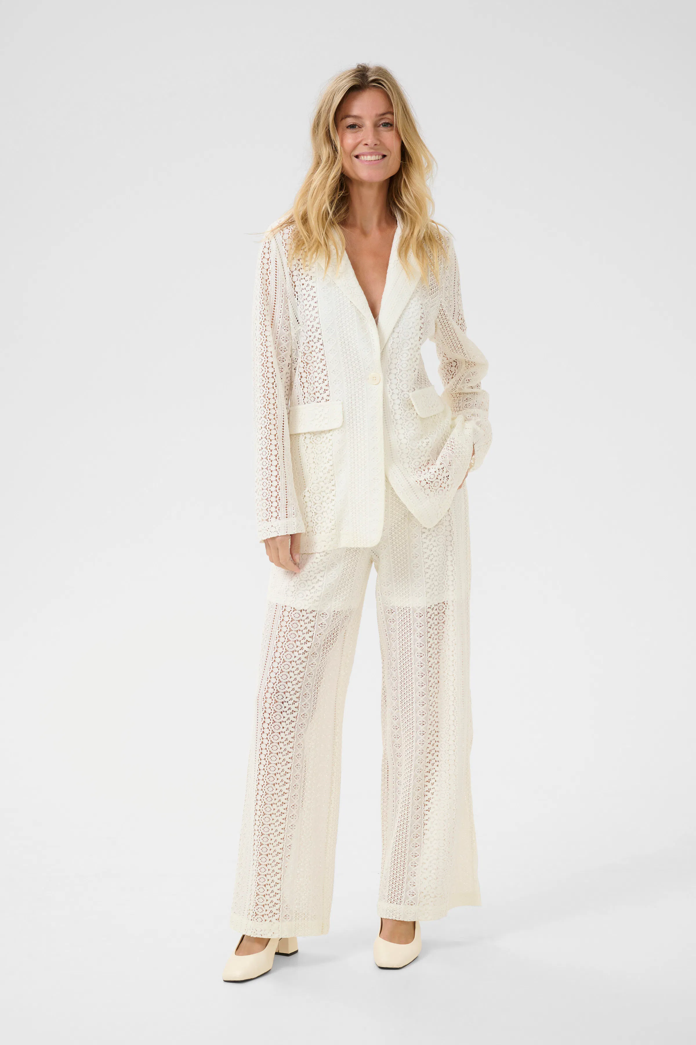 CRRubby Blazer LOOKBOOK FRONT 10613758-114300