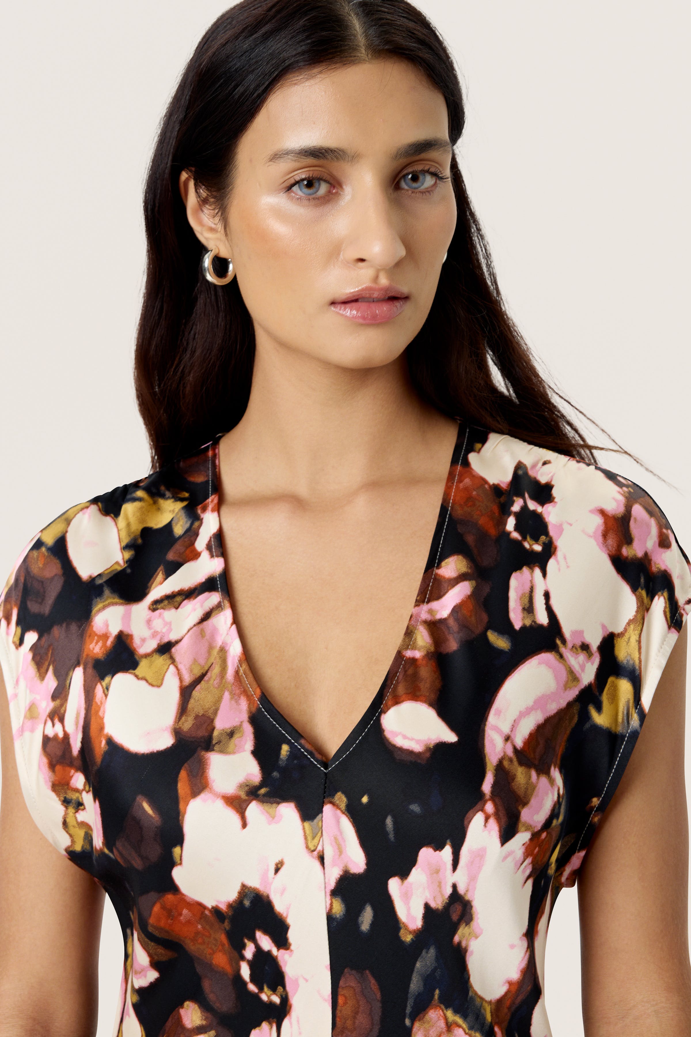 SLCinna Klänning LOOKBOOK DETAIL 30408638-304164