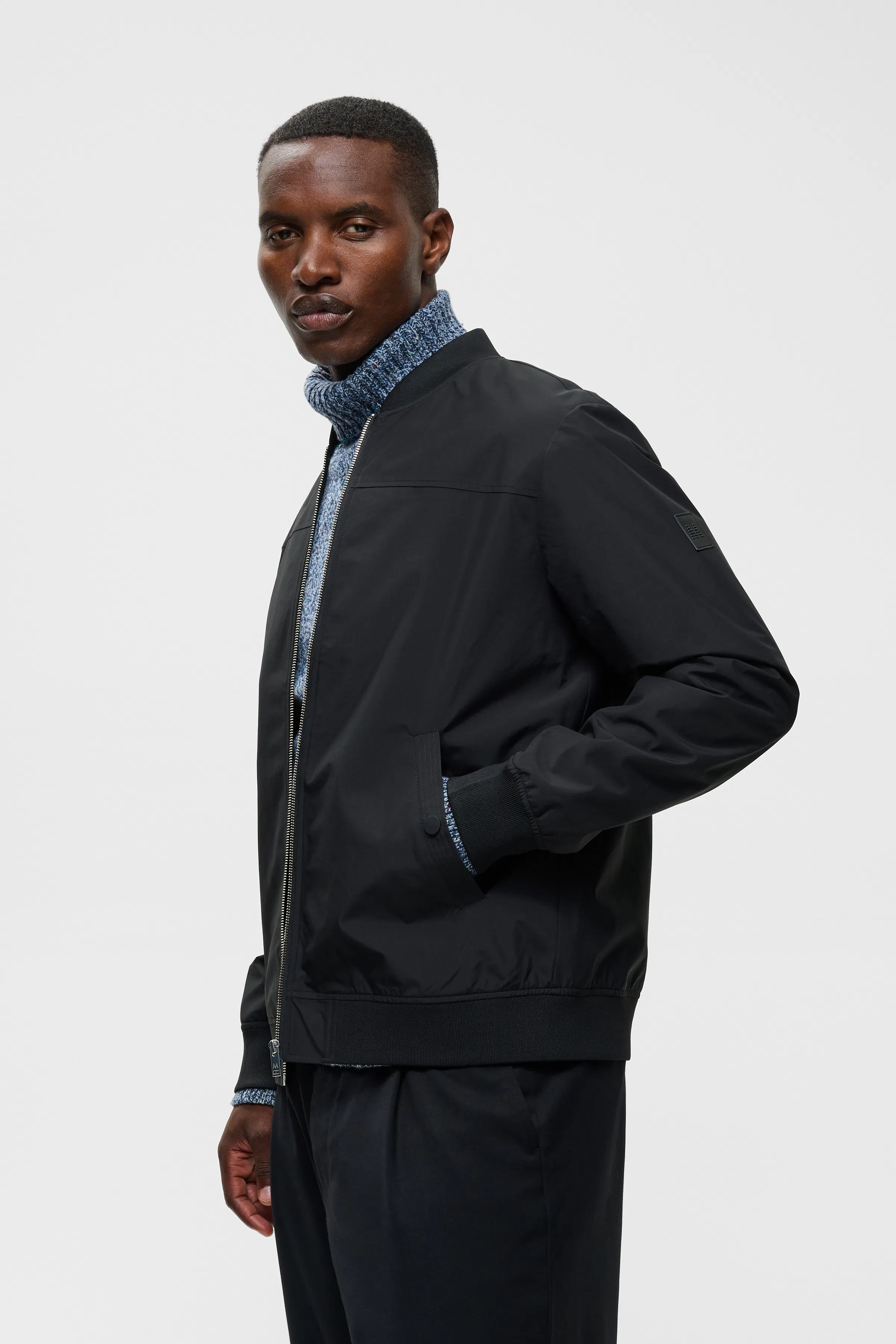 MAclay Bomber Jacket LOOKBOOK FRONT 30205869-300275