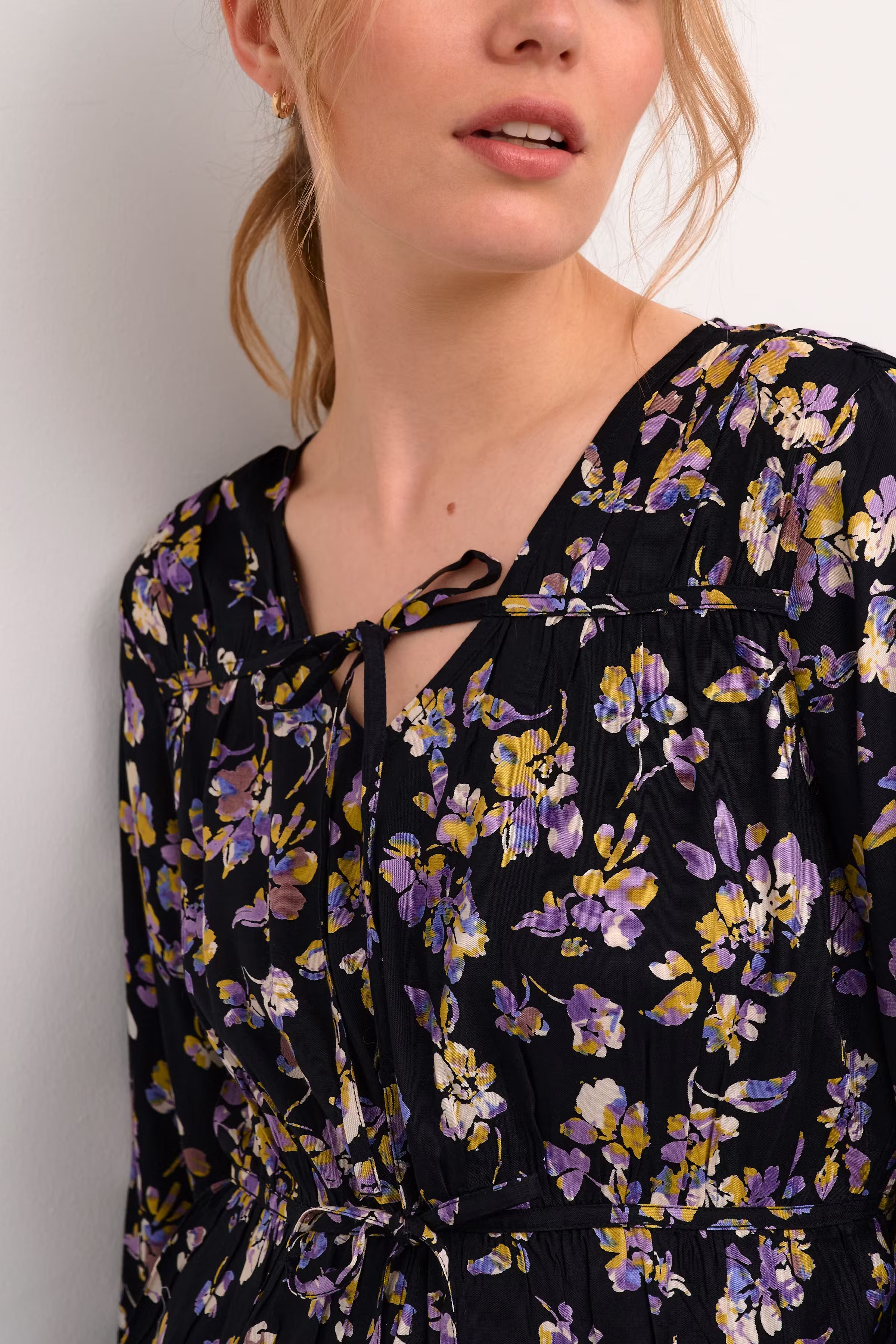 CREnna Bluse LOOKBOOK DETAIL 10612205-105263