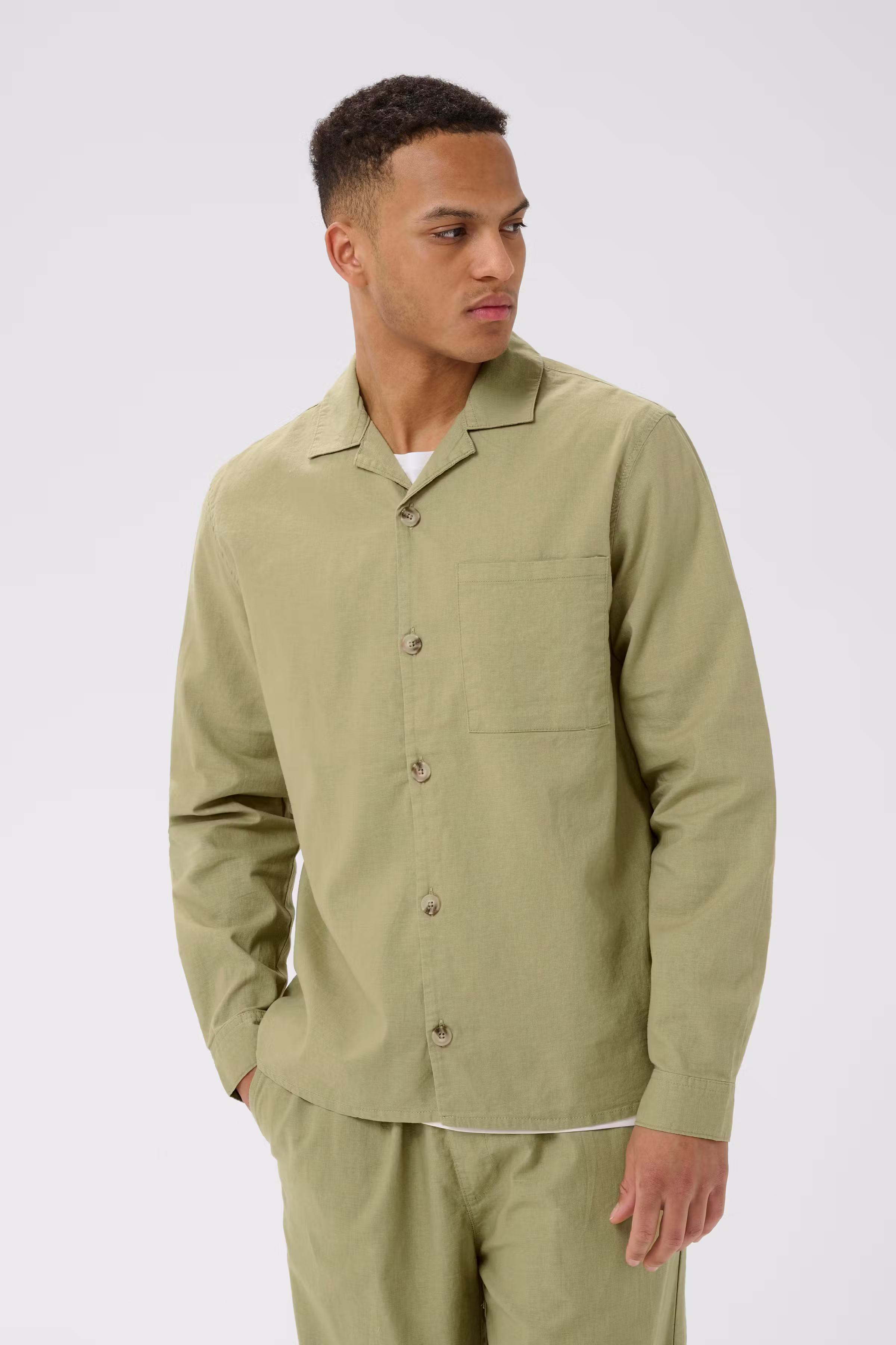 MAbarto linen shirt LOOKBOOK FRONT 30207435-161118