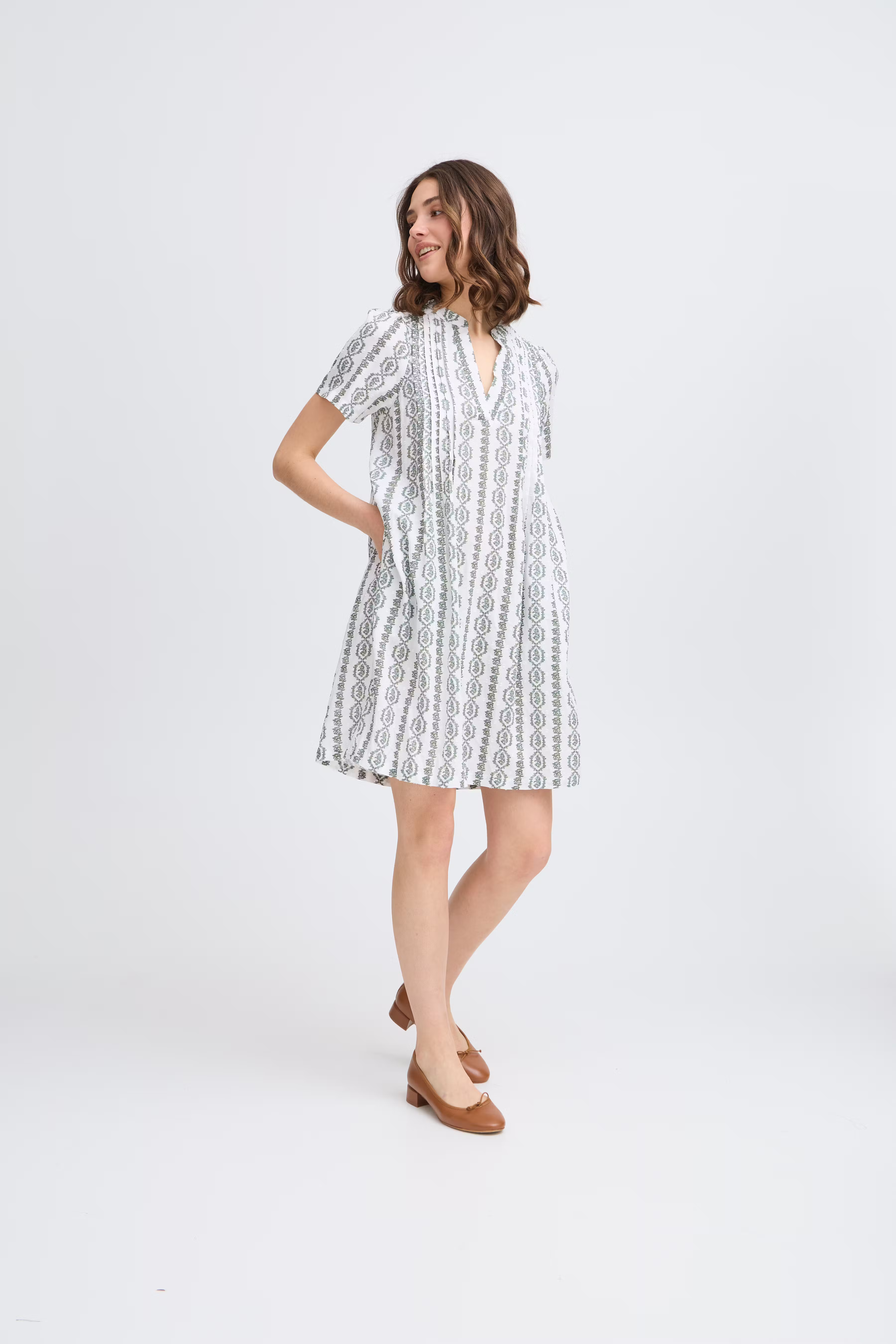 FRSOPHIA Dress LOCATION NONE 20616303-205548