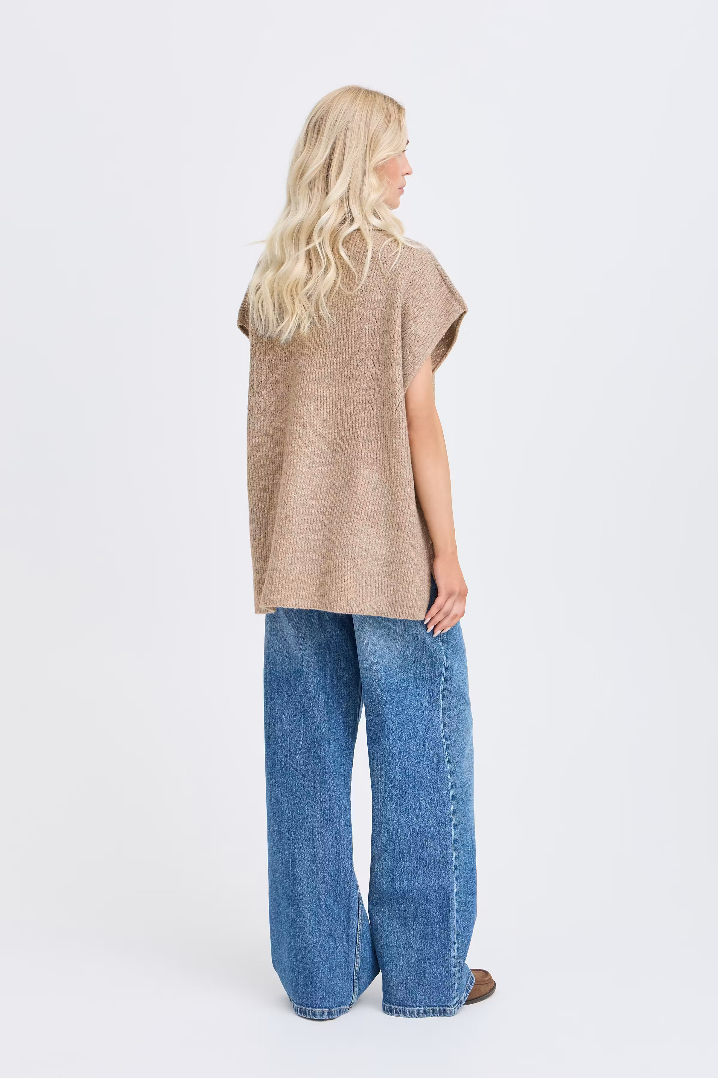 BYVILKO Poncho LOOKBOOK BACK 20819345-1811121