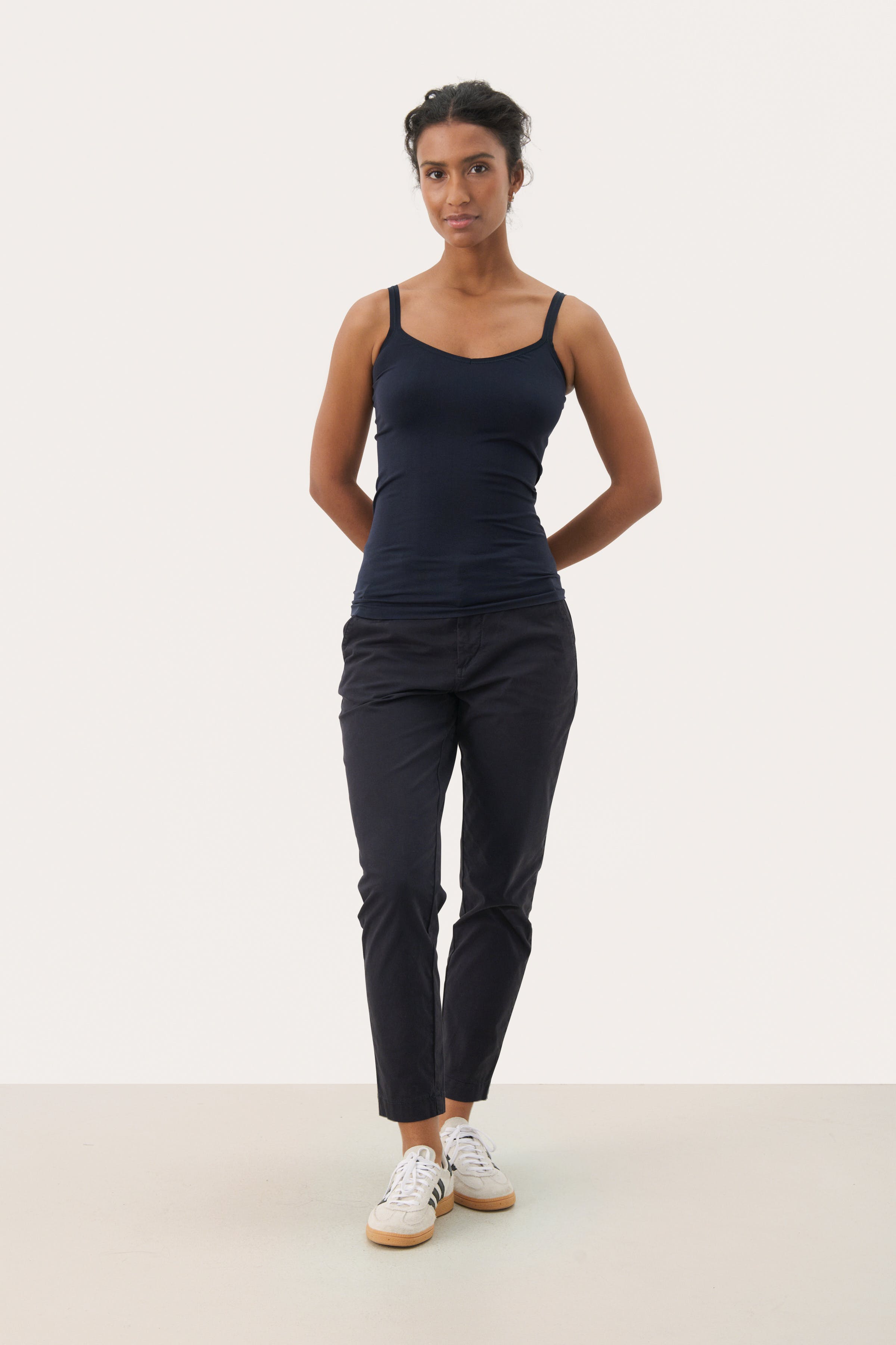 HyddaPW Top LOOKBOOK FRONT 30307365-194013