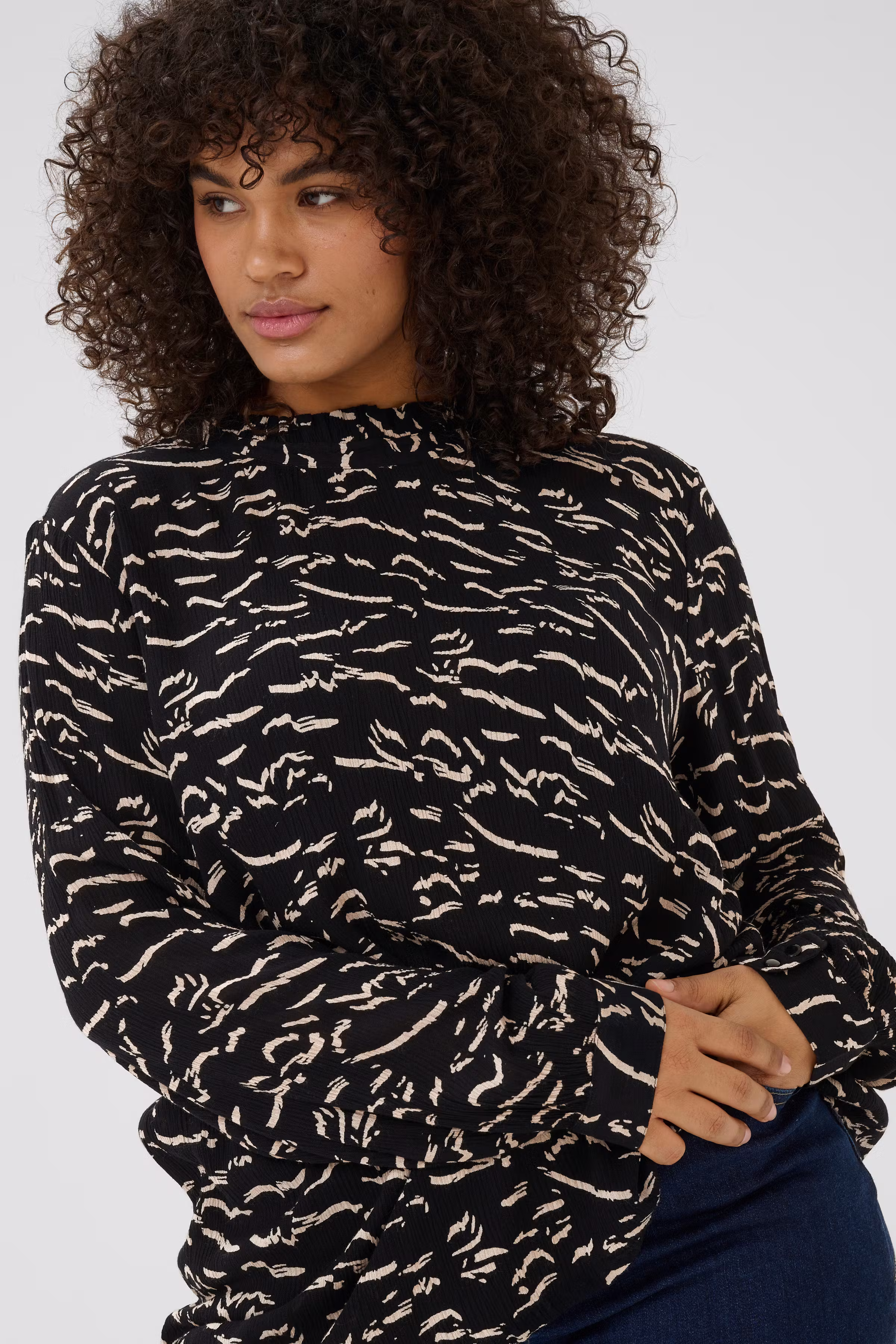 KClune Bluse LOOKBOOK DETAIL 10583162-107346