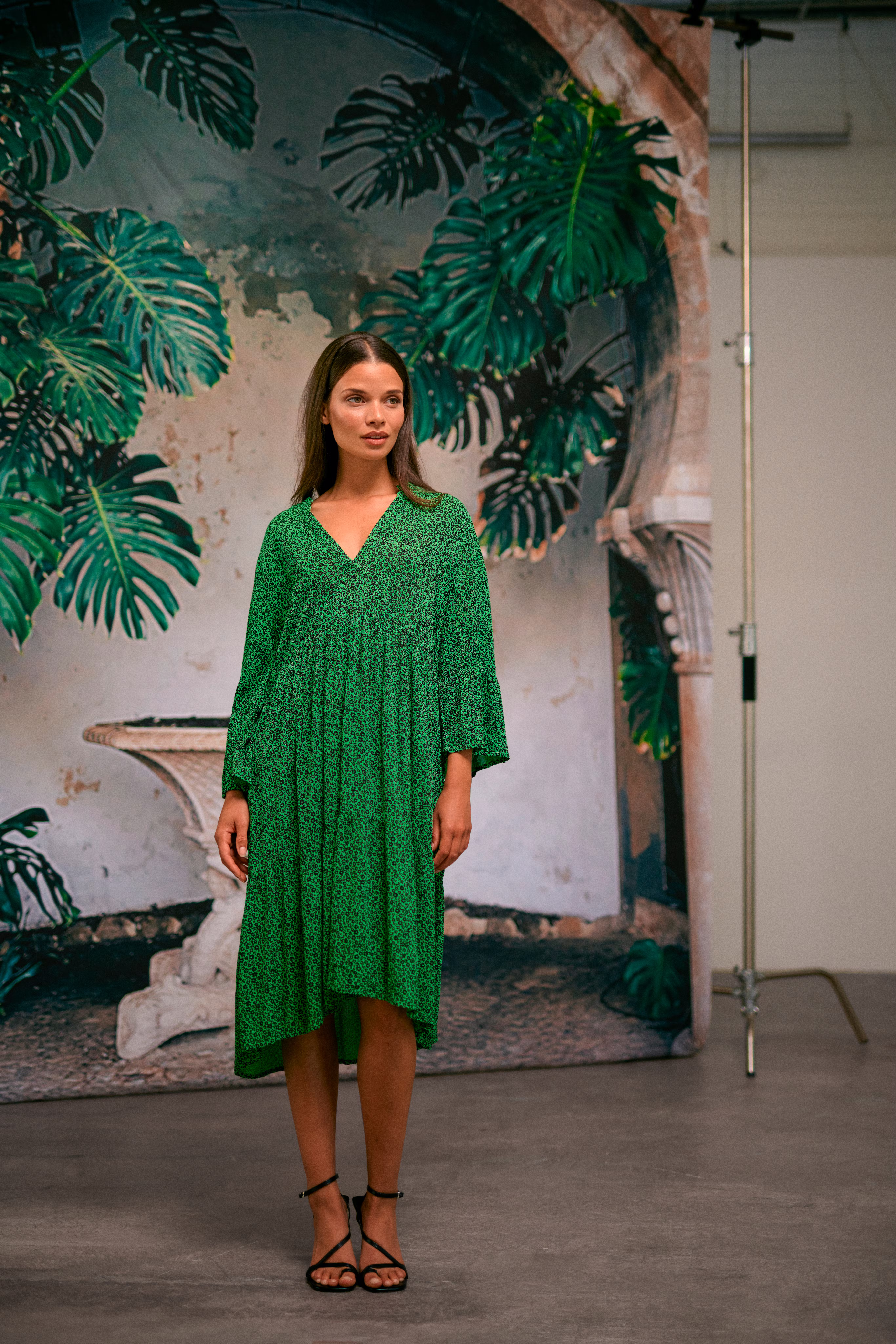 KAisolde Kjole LOCATION NONE 10507512-104240