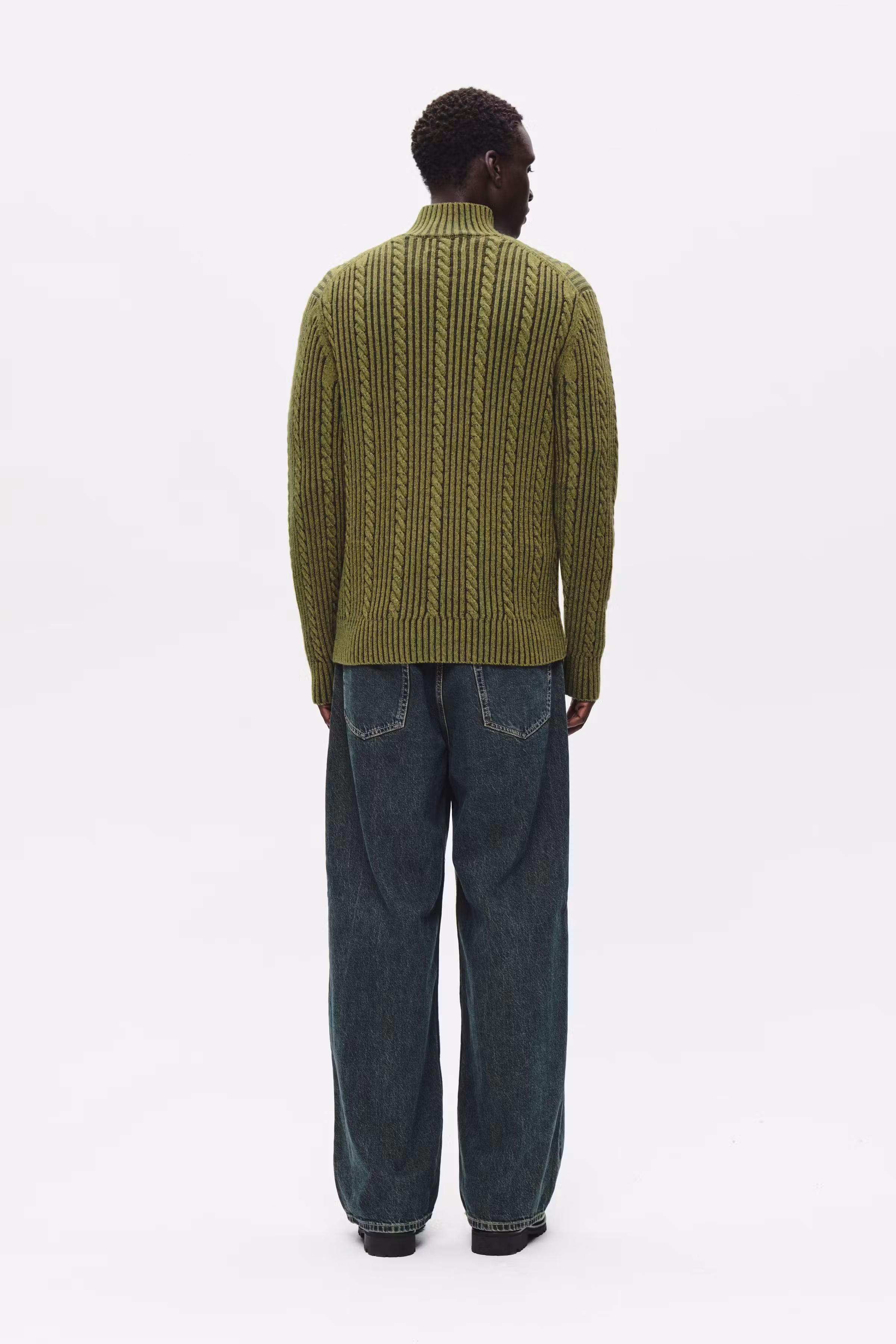 WWBram Cardigan LOOKBOOK BACK 30252200-1904131