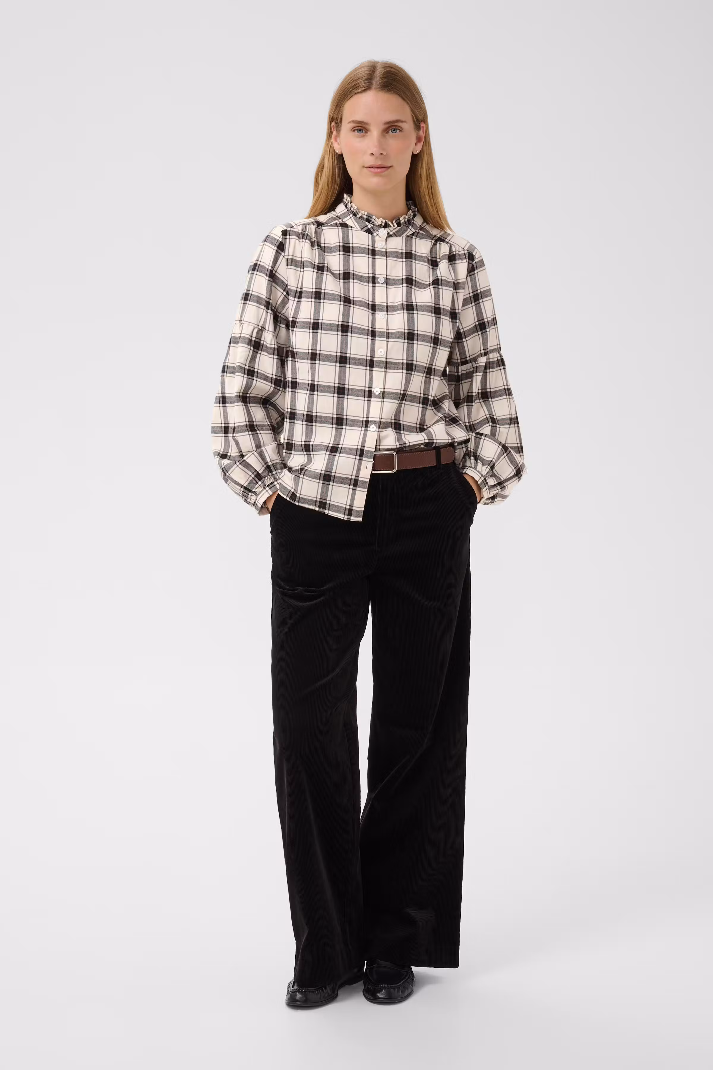 SamillaPW Skjorte LOOKBOOK FRONT 30311150-305637