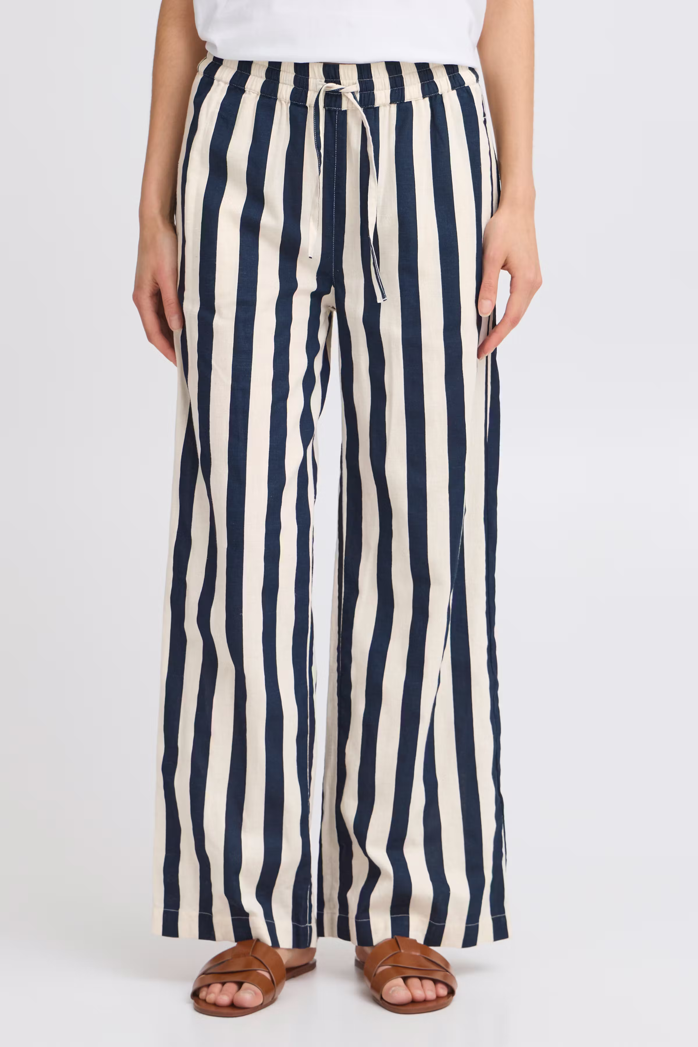 FRMADDIE Broek LOOKBOOK FRONT 20614576-204460