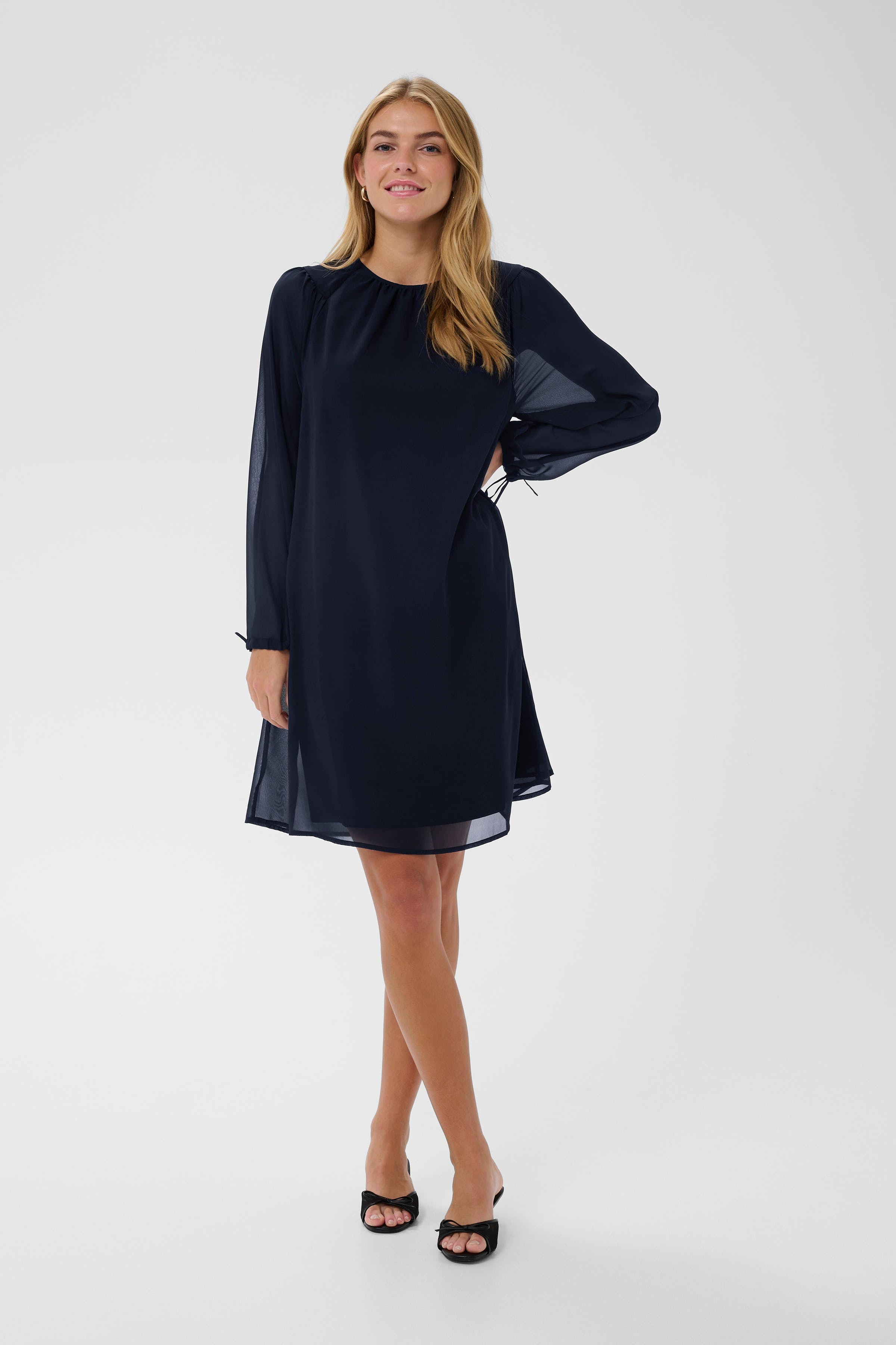 PinucciaSZ Kleid LOOKBOOK FRONT 30514953-193924