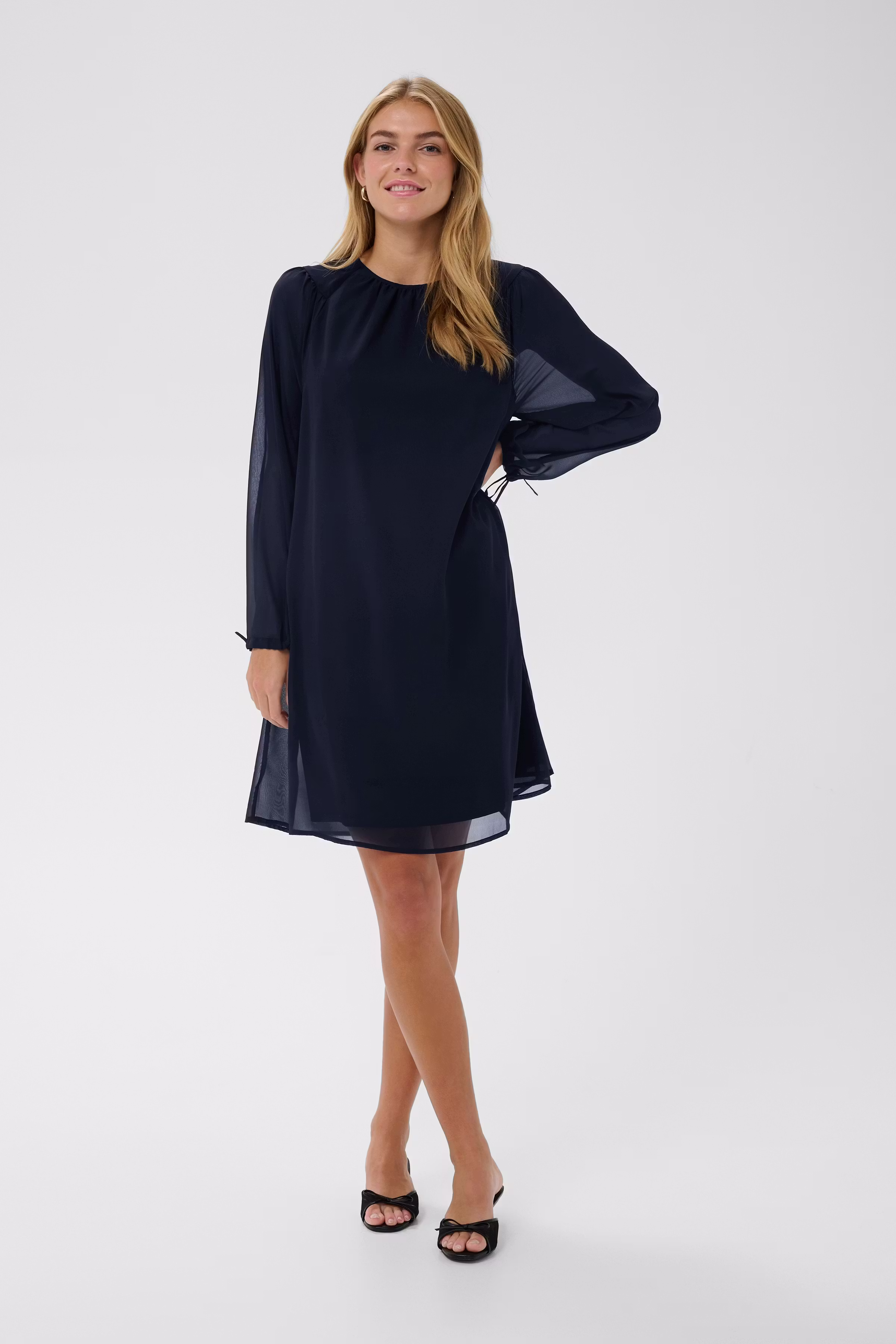 PinucciaSZ Kleid LOOKBOOK FRONT 30514953-193924