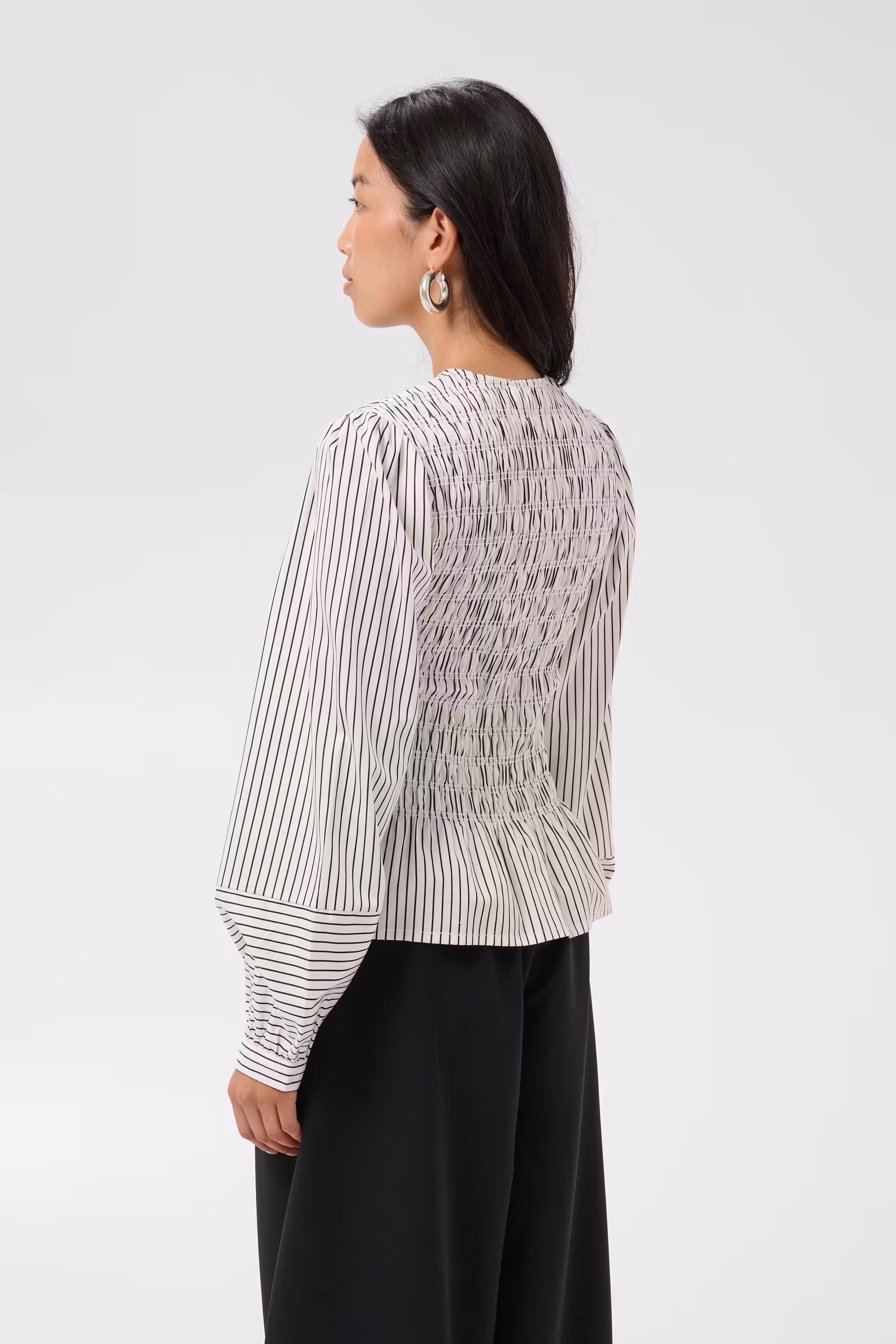 DewaPW Blouse LOOKBOOK BACK 30310959-305464