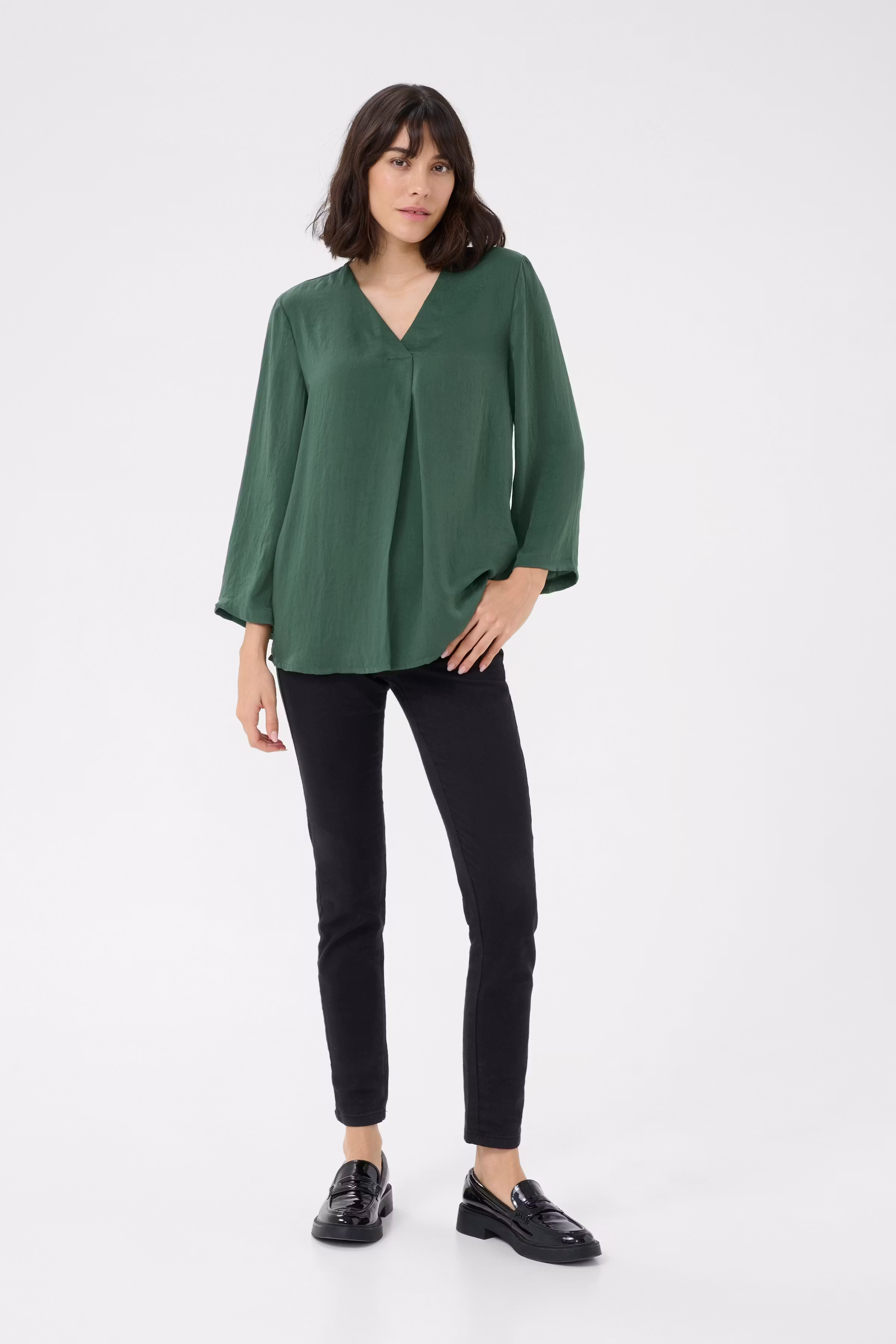 KAtinka Bluse LOOKBOOK FRONT 10510200-185913