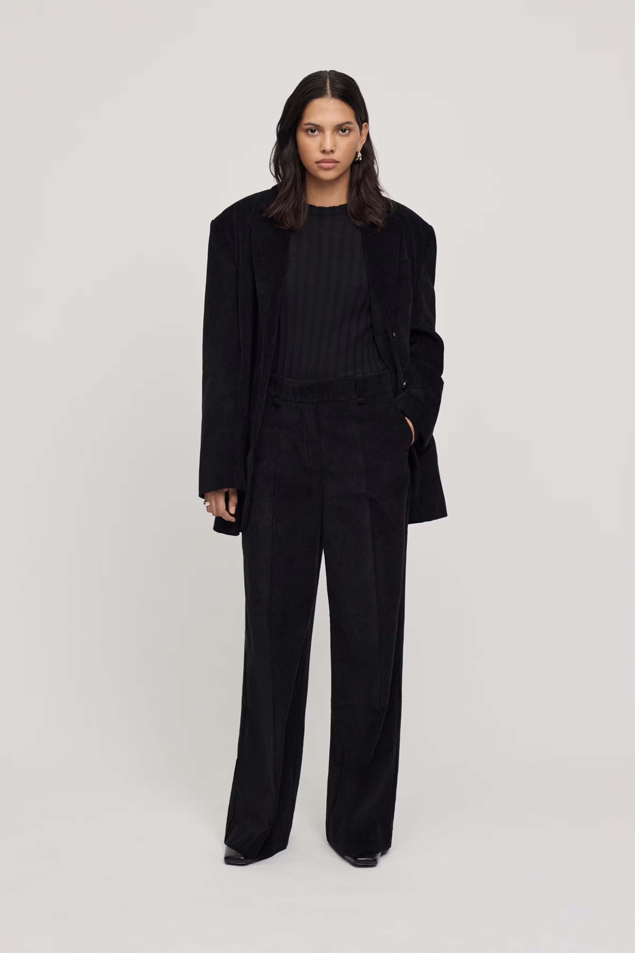 PERNILLE Trousers LOOKBOOK FRONT 30600618-BK999