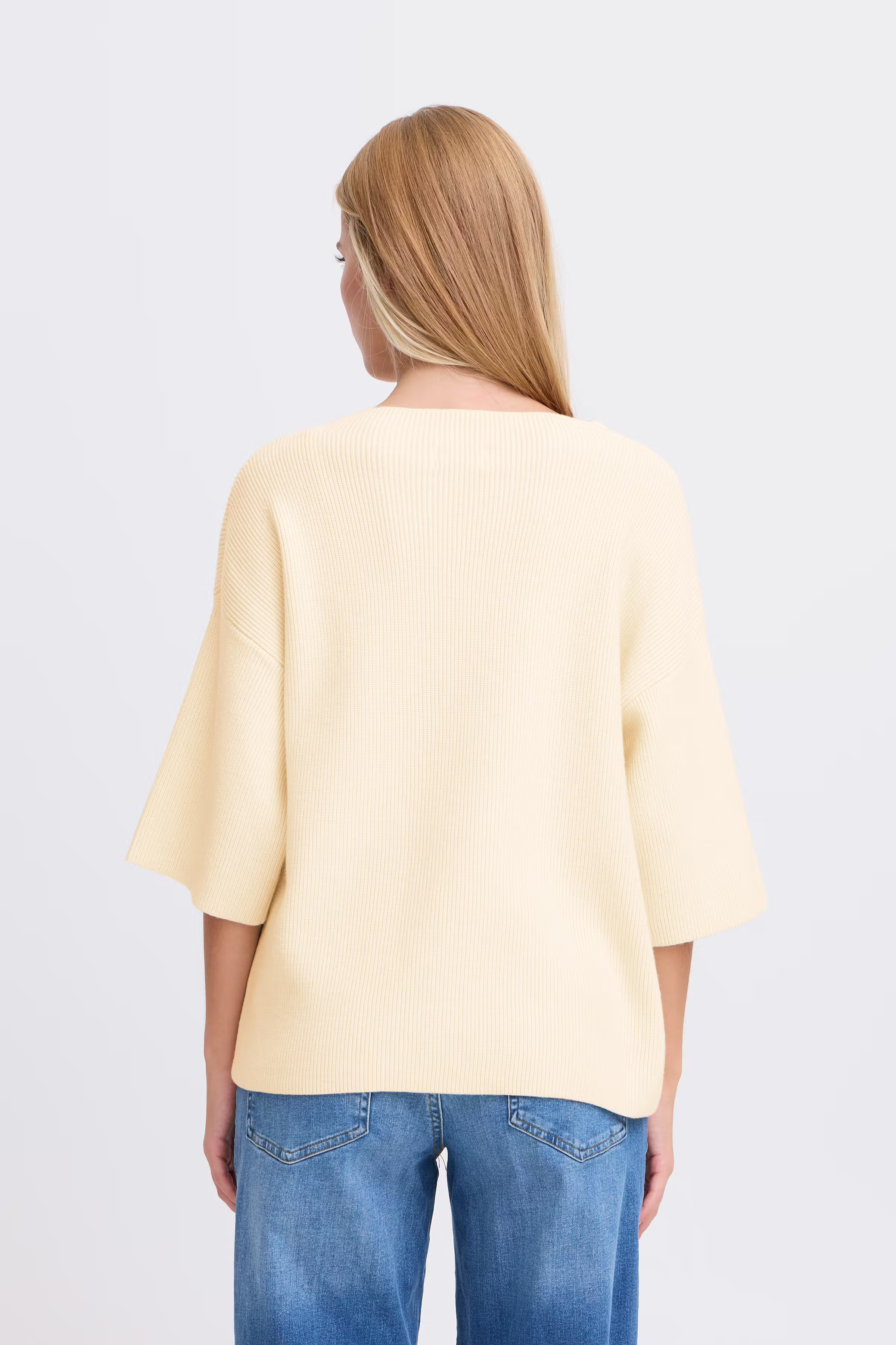 IHBOSTON Pullover LOOKBOOK BACK 20122482-130905