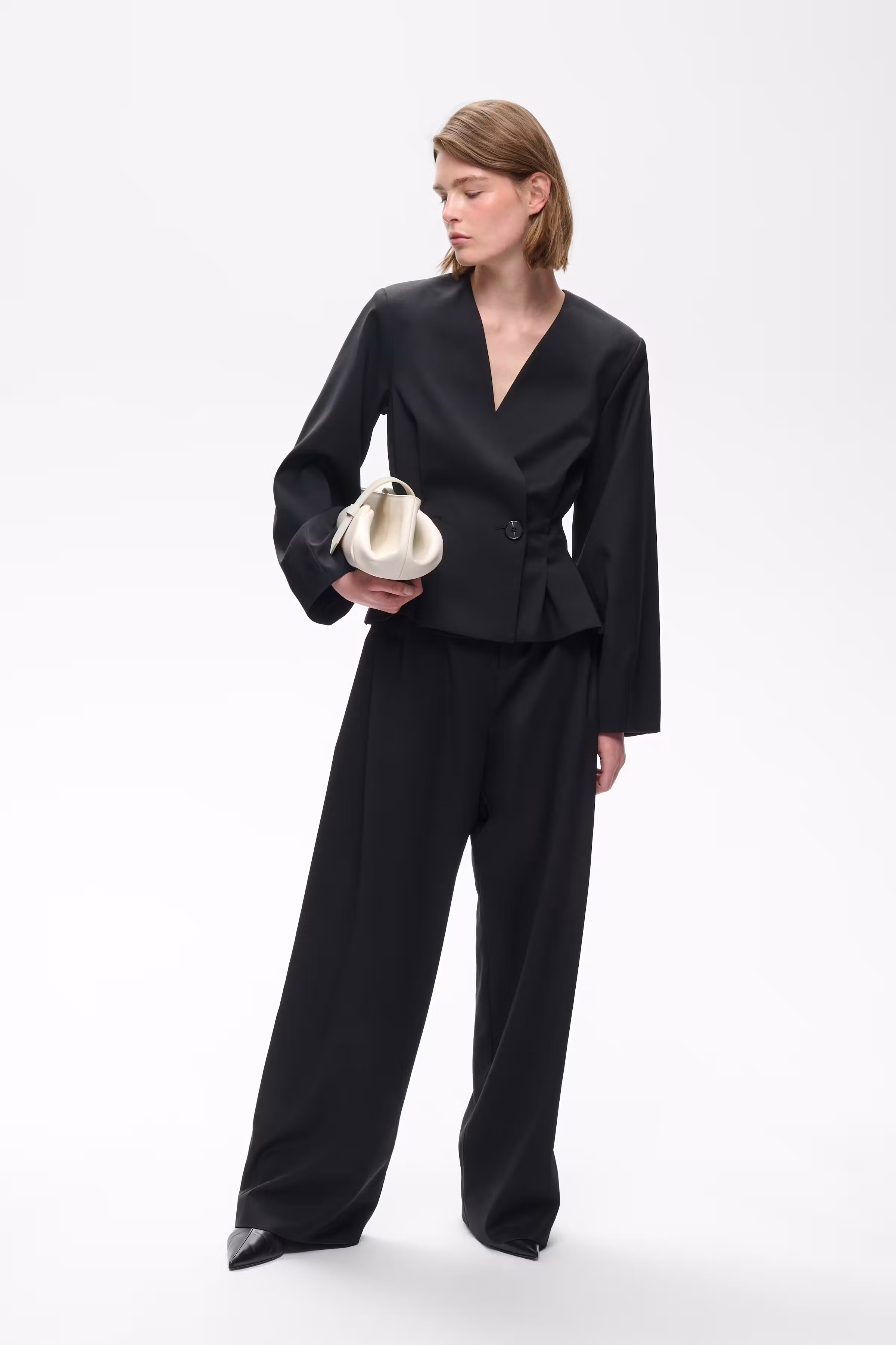 CARAHIW Byxor LOOKBOOK FRONT 30112888-194008