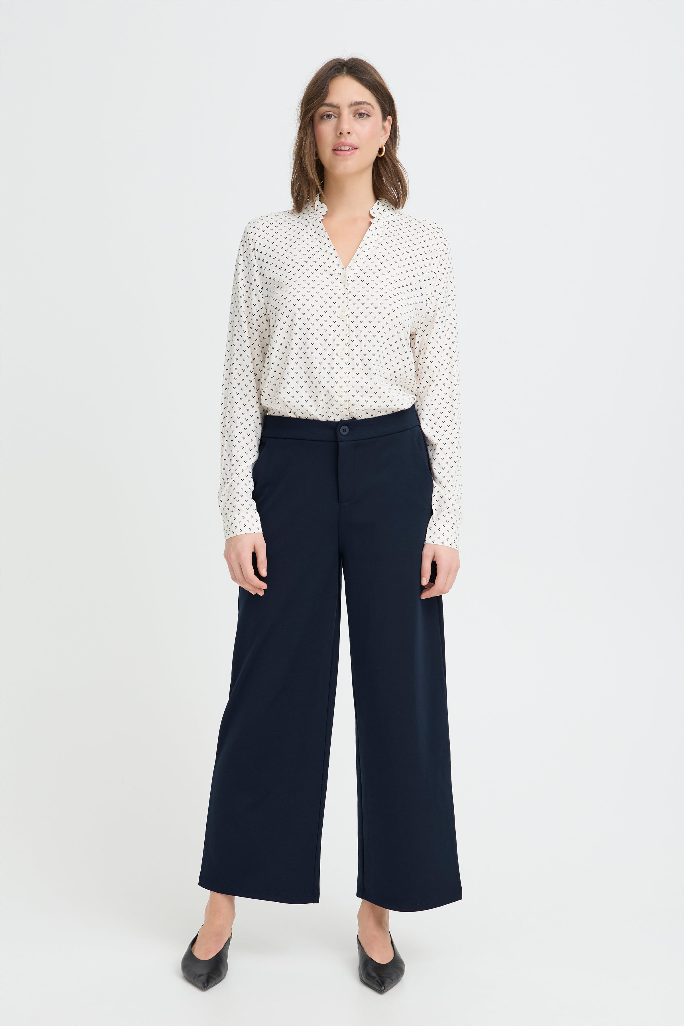 FRBLAZER Trousers LOOKBOOK FRONT 20615810-194010
