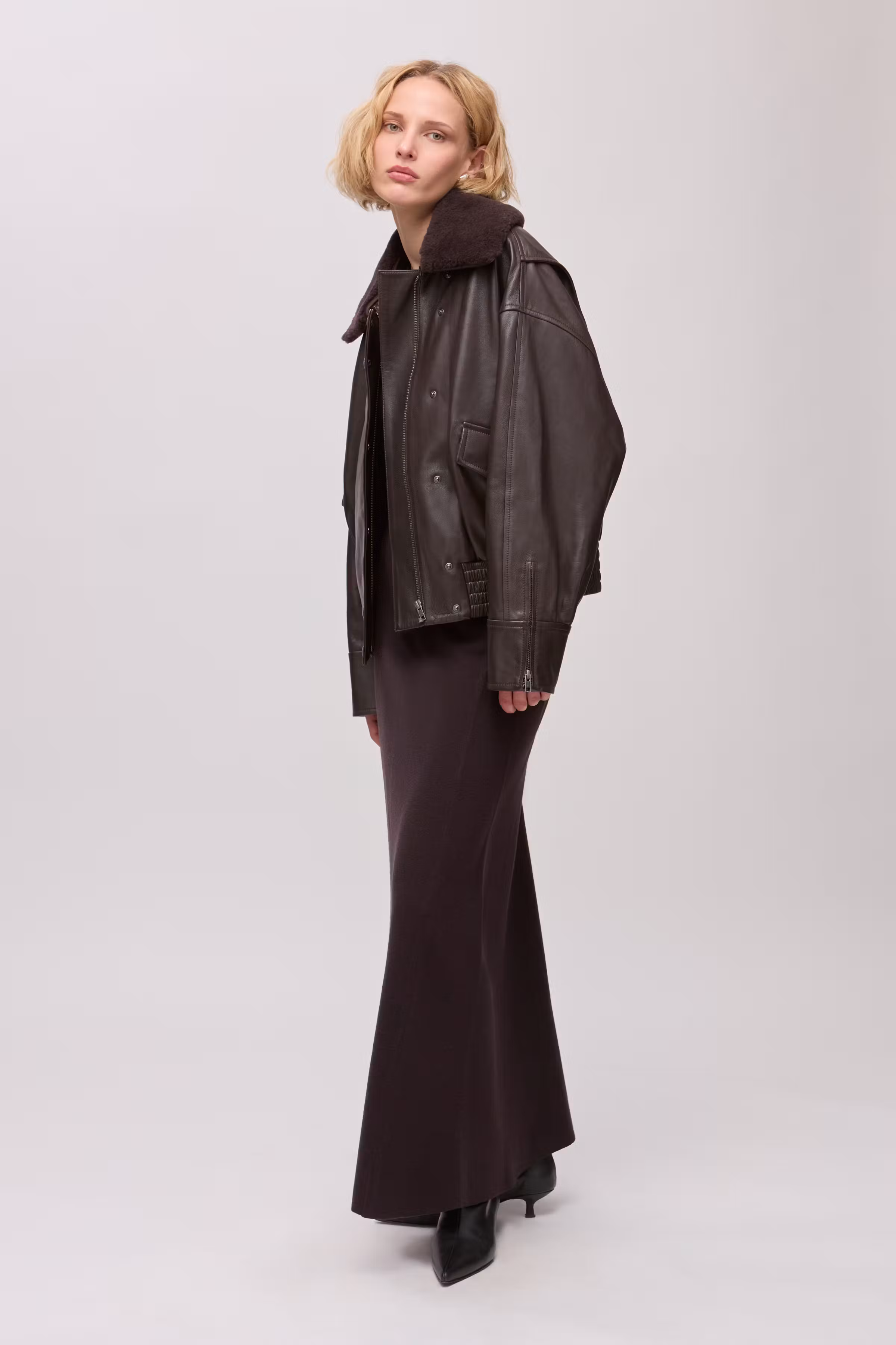 IOLaila Outerwear LOOKBOOK FRONT 30600079-BR289
